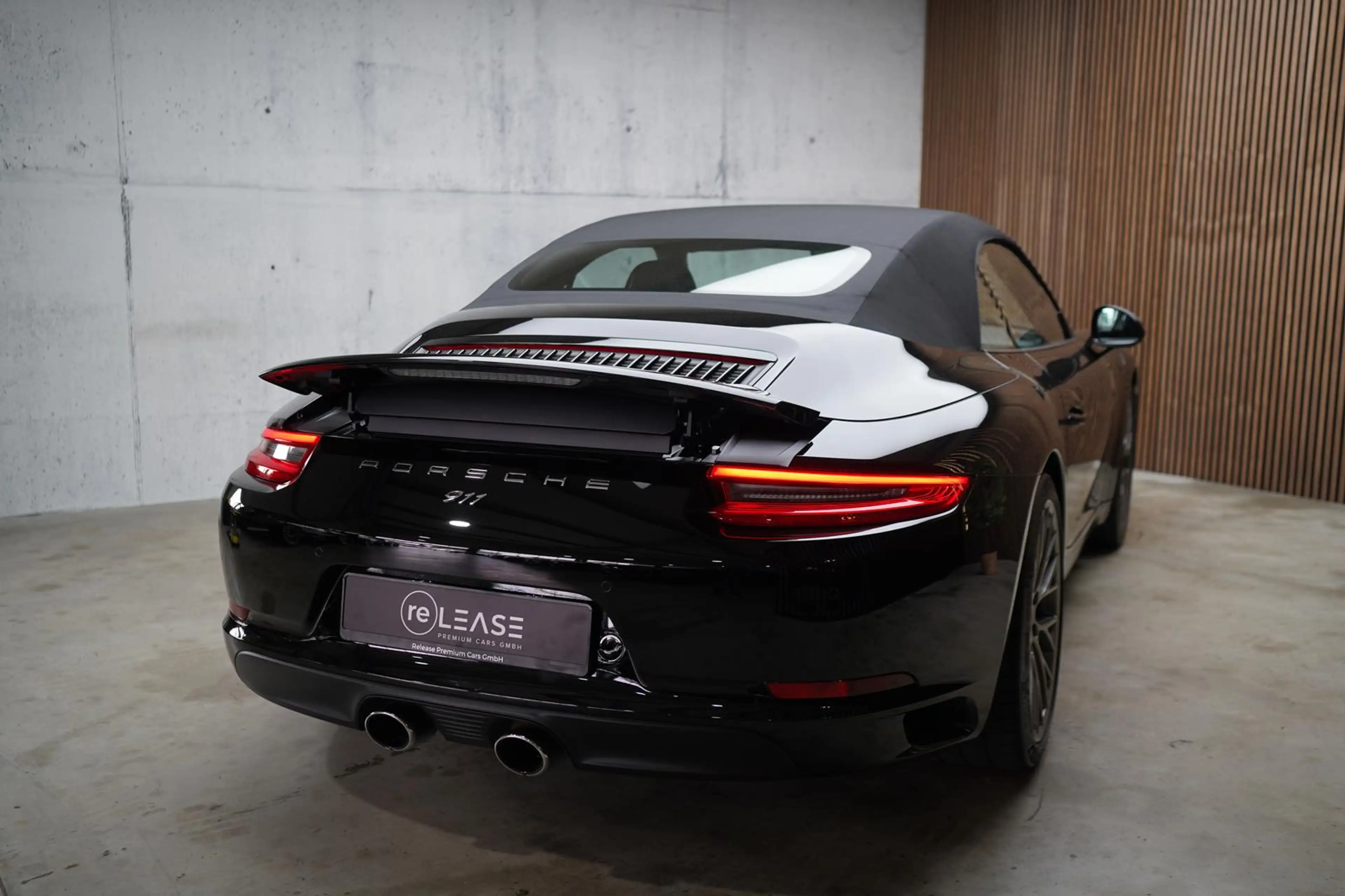 Porsche 911 Carrera S Cabriolet | Approved 08.2028 — photo 7