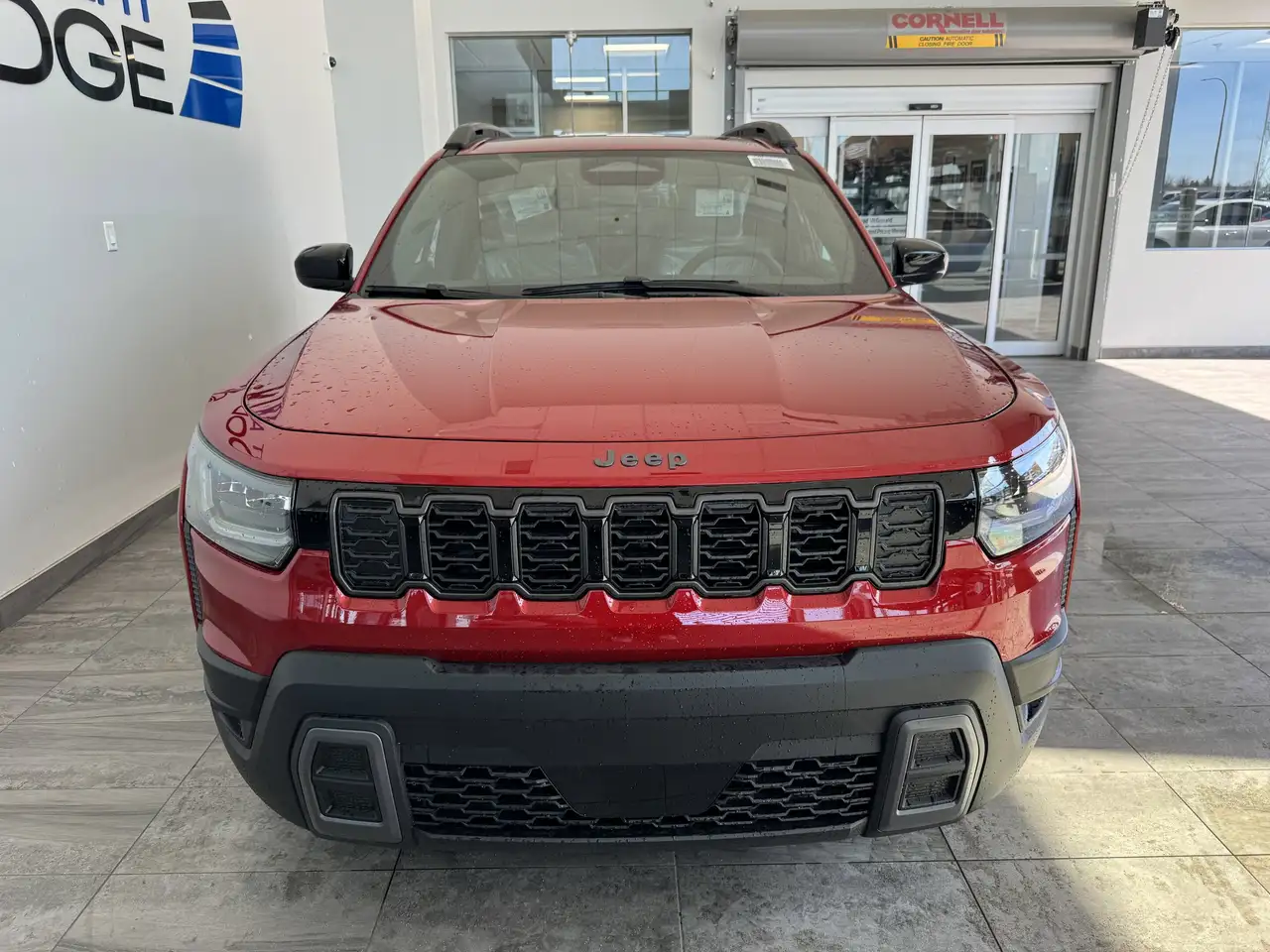 Jeep Cherokee снимка Jeep Cherokee