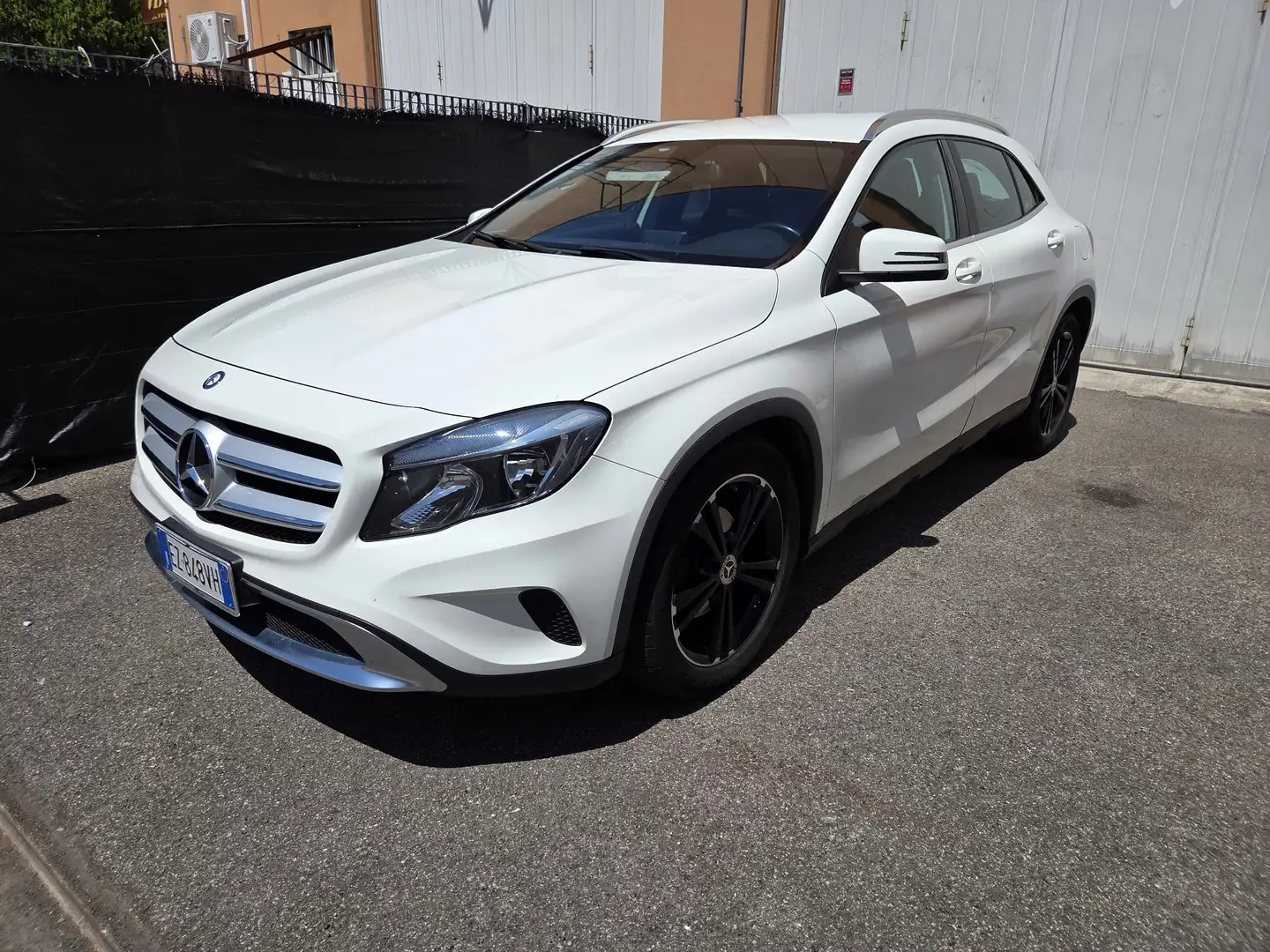 Mercedes-Benz GLA 200 d (cdi) Premium auto unico proprietario Blanco - 1