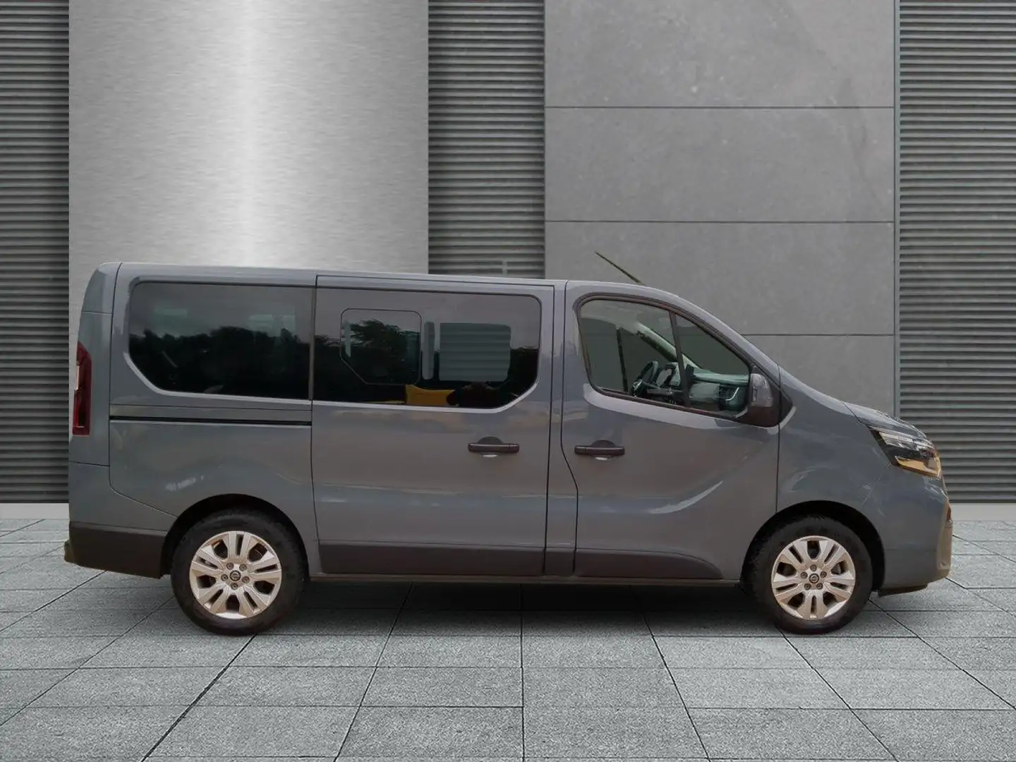 Nissan Primastar Kombi L1H1 Tekna 8-Sitzer PDC+SHZ+RFK 2,8t dCi ... Gris - 2
