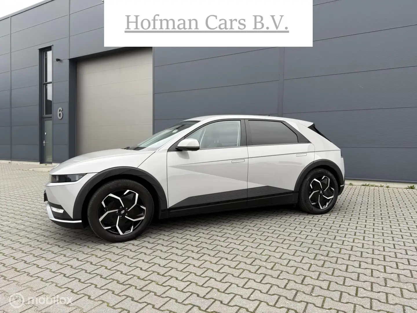 Hyundai IONIQ 5 Connect 73kWh Grijs - 2