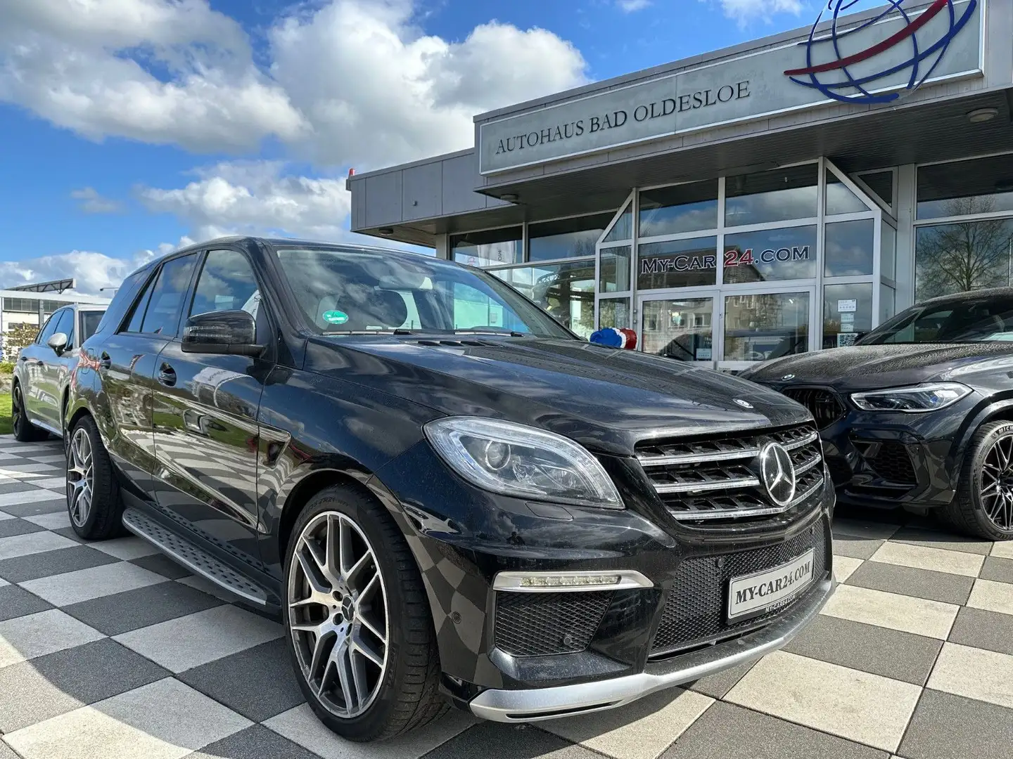 Mercedes-Benz ML 63 AMG -4 Matic-Leder-21 Zoll-TV-R-Ram+Schiebd Siyah - 1