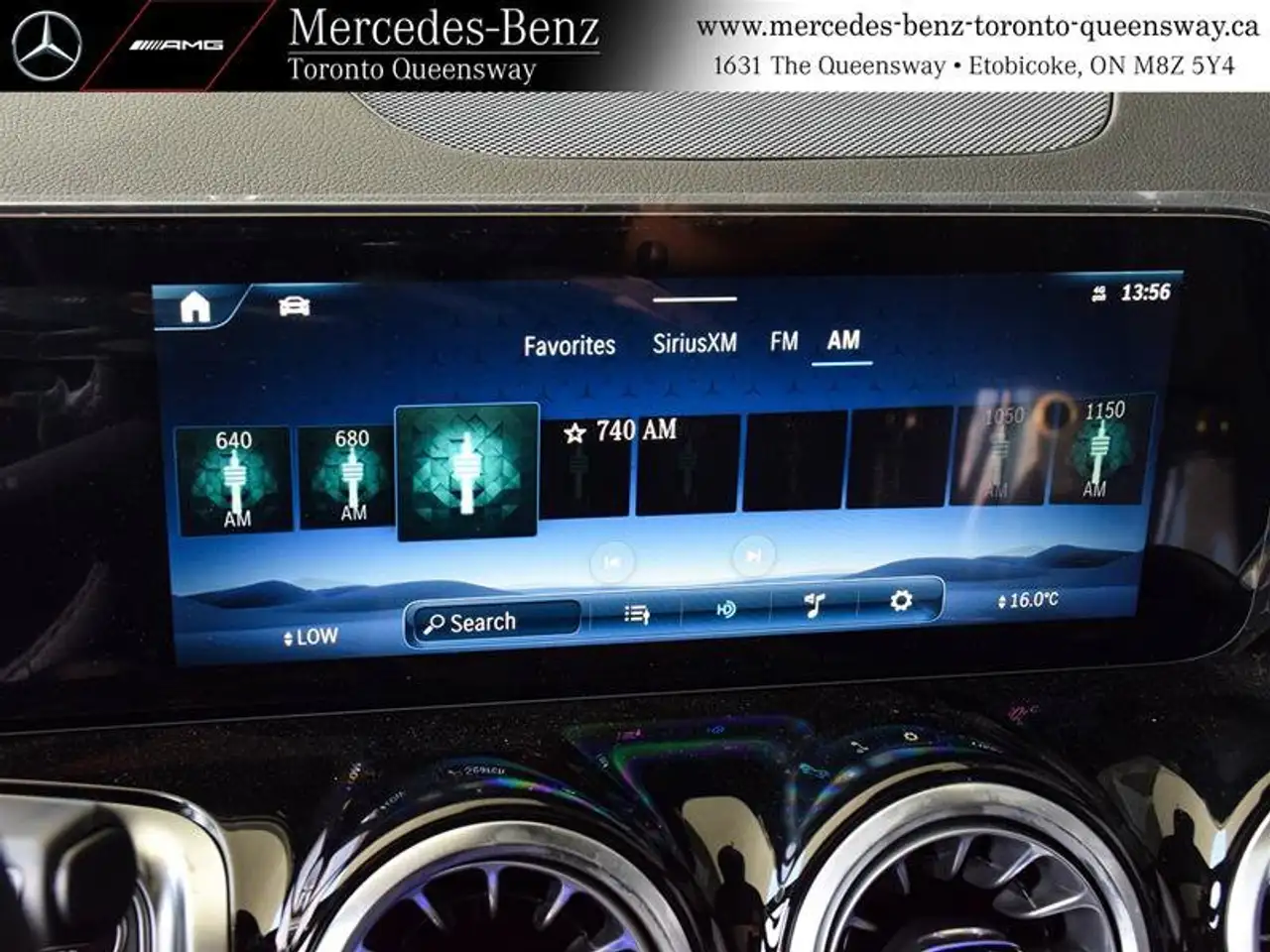 Mercedes-Benz GLB photo Mercedes-Benz GLB