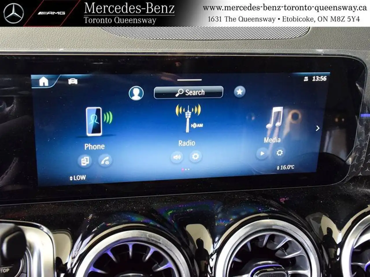 Mercedes-Benz GLB photo Mercedes-Benz GLB