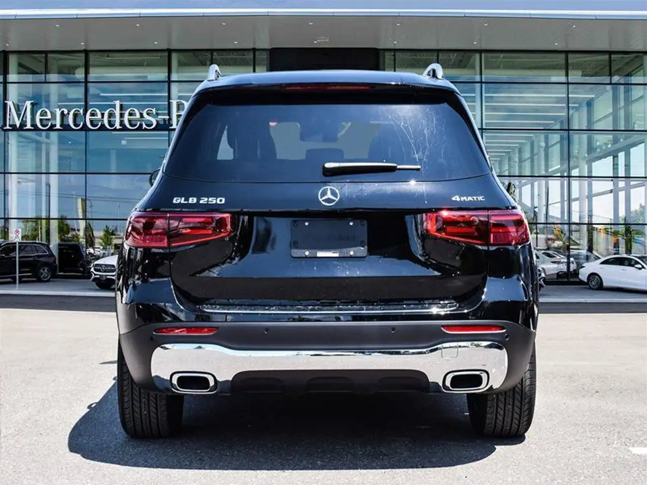 Mercedes-Benz GLB photo Mercedes-Benz GLB