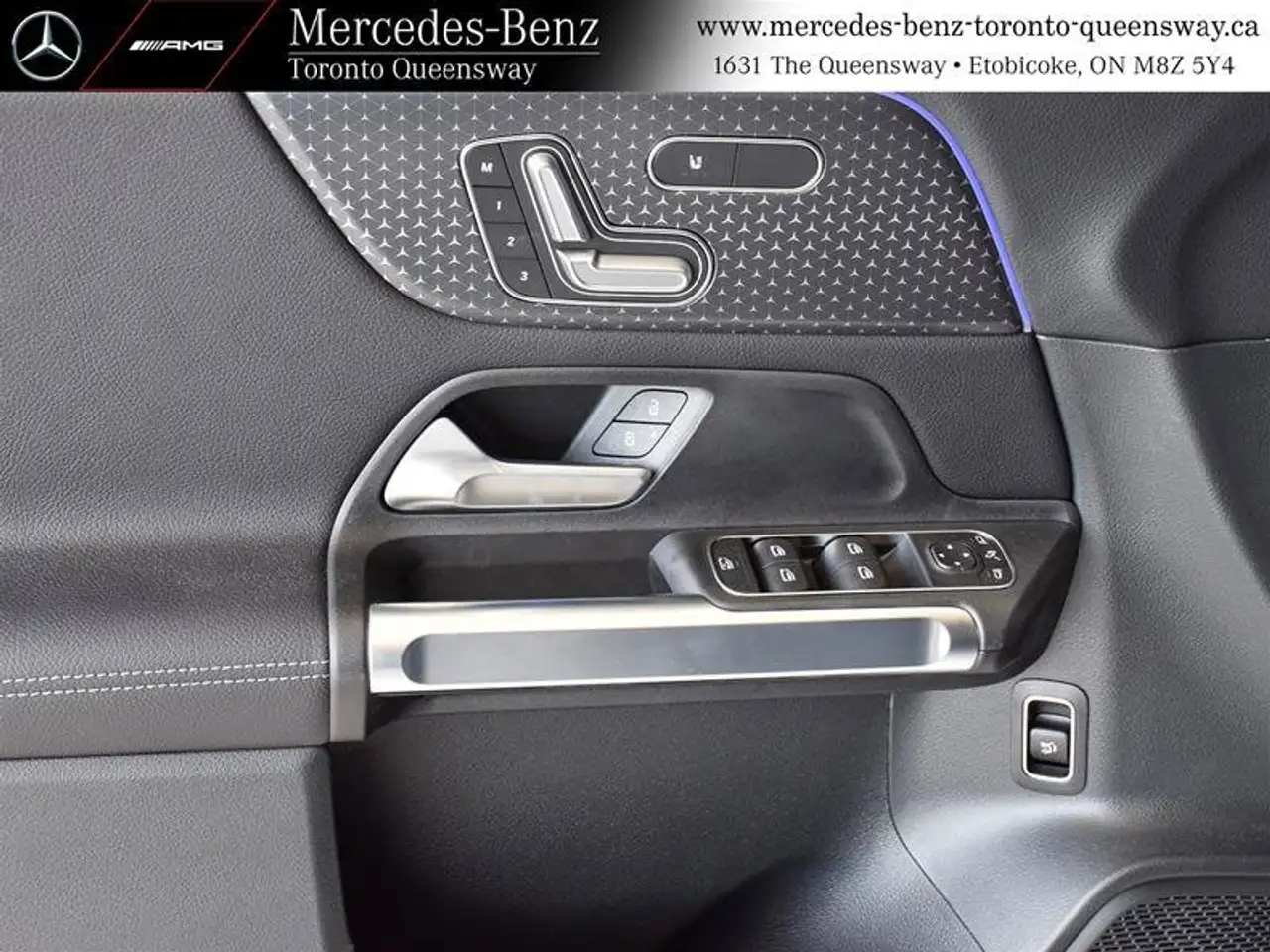 Mercedes-Benz GLB photo Mercedes-Benz GLB