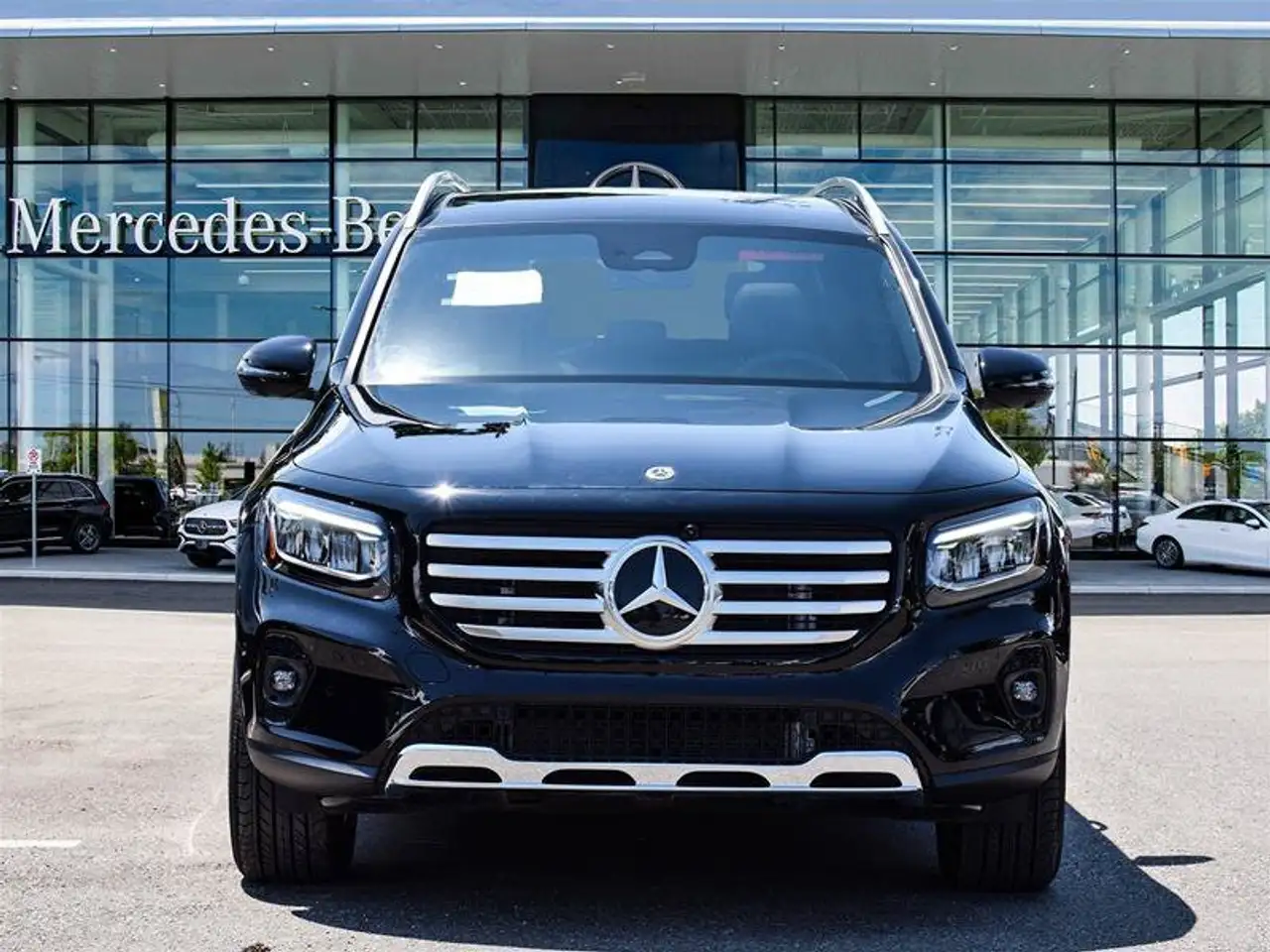 Mercedes-Benz GLB photo Mercedes-Benz GLB