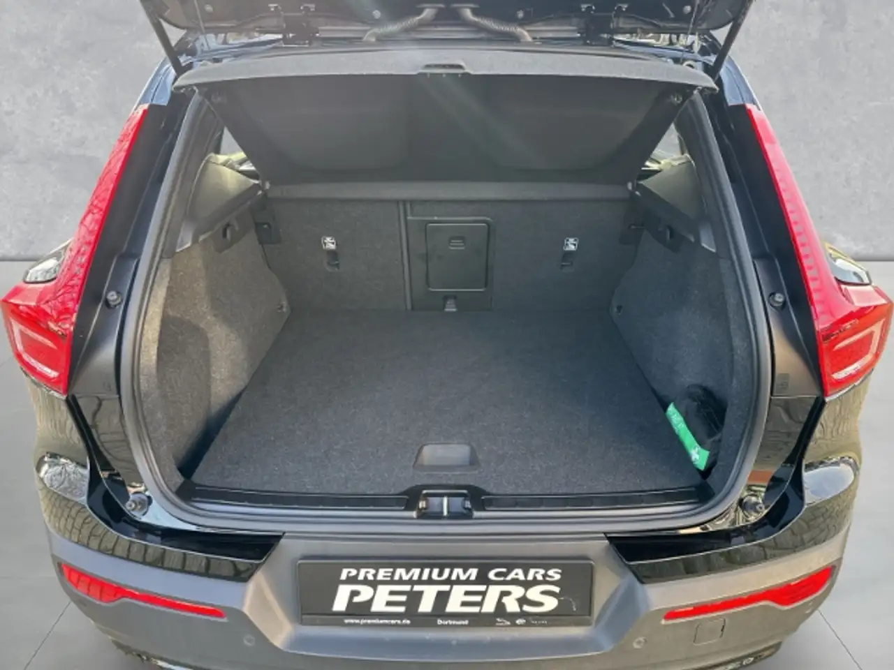 Volvo XC40 Core Pure Electric 2WD 19''LM Wärmepumpe Winterpak 10