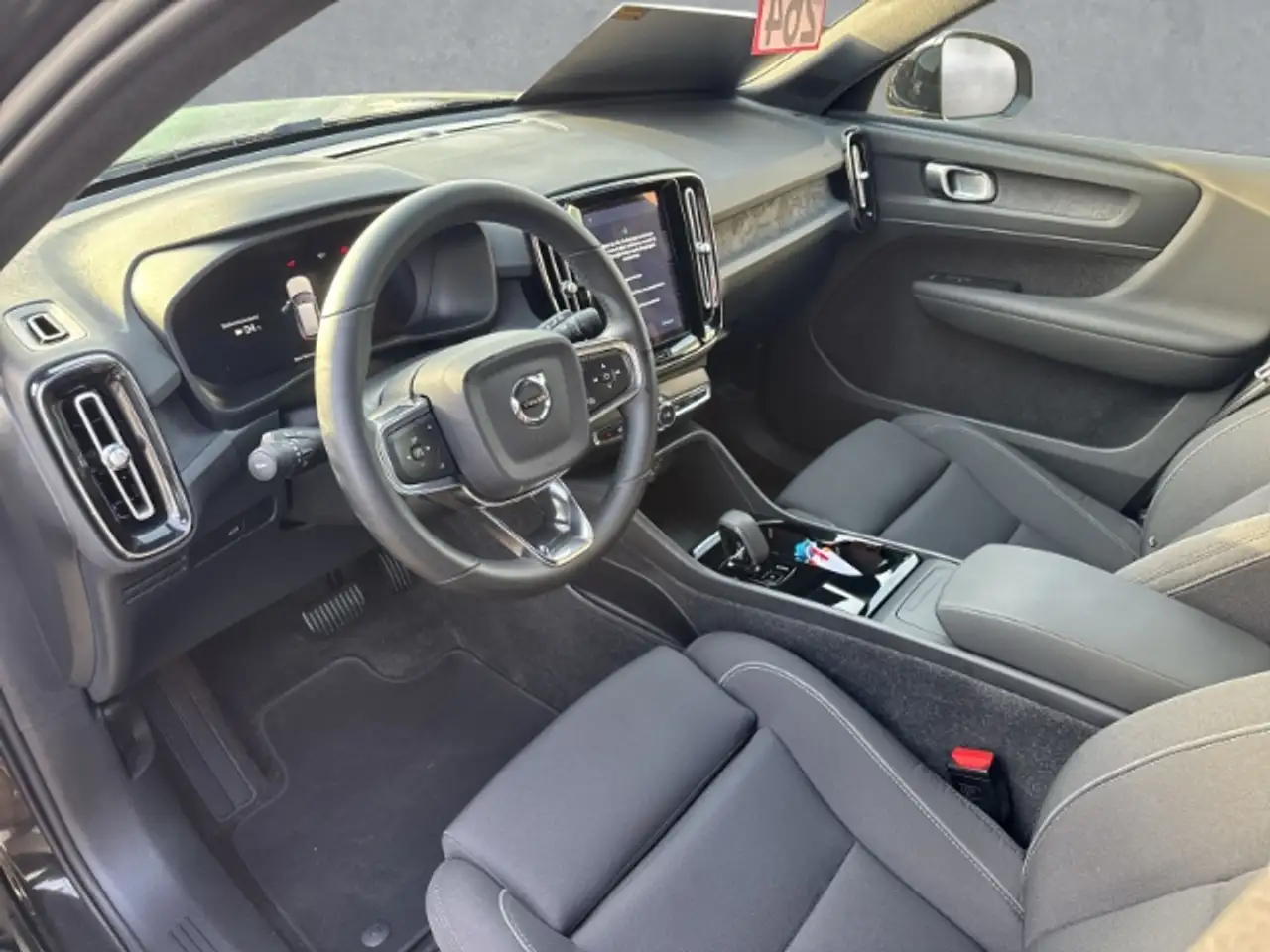 Volvo XC40 Core Pure Electric 2WD 19''LM Wärmepumpe Winterpak 11