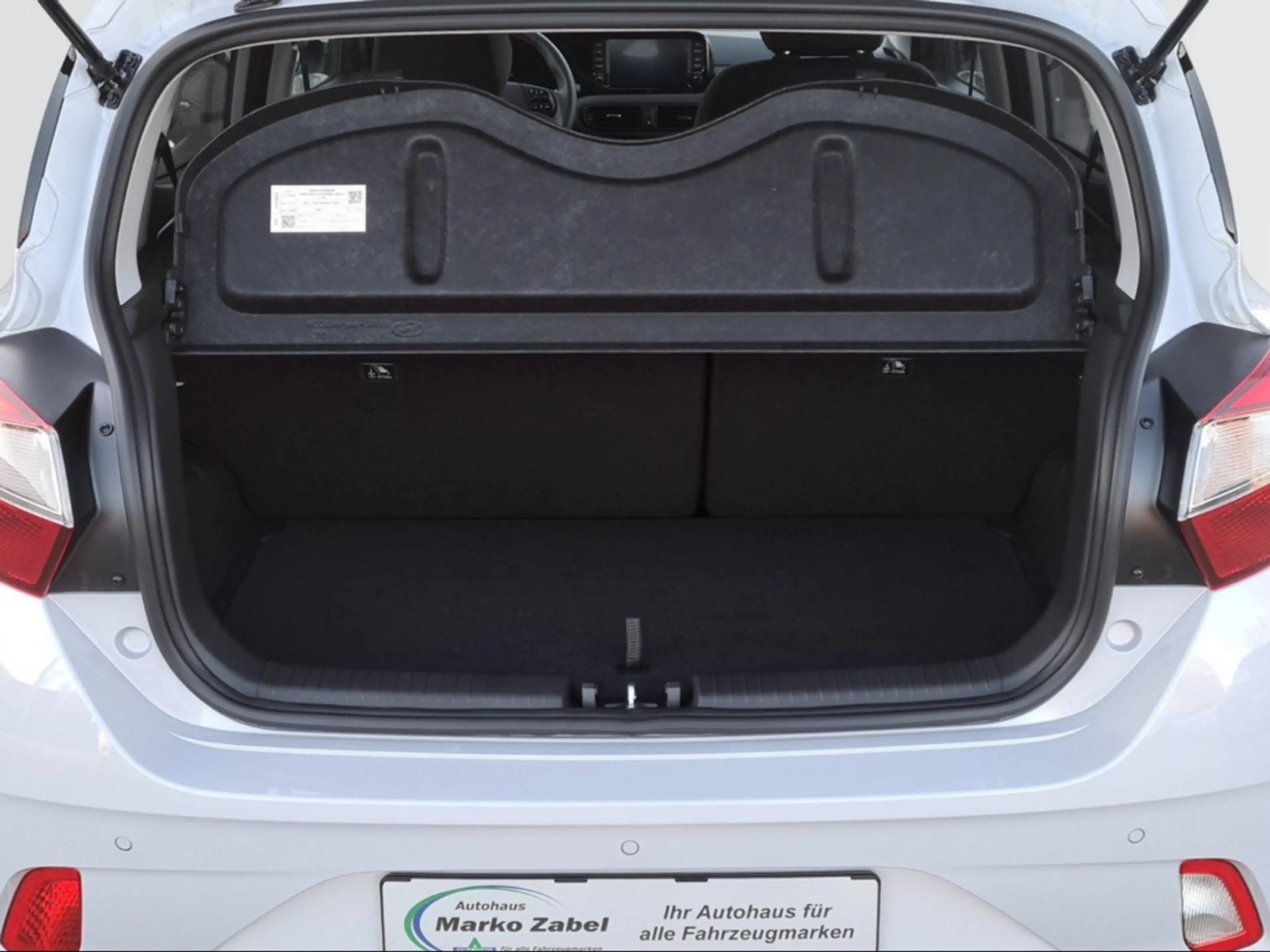 Hyundai i10 1.2 79PS Winterpaket App Connect Alu Privacy 5-Sit — photo 9