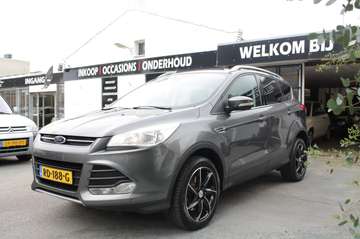 1.6 Titanium Plus 4WD / AUTOMAAT / PANO / Camera /