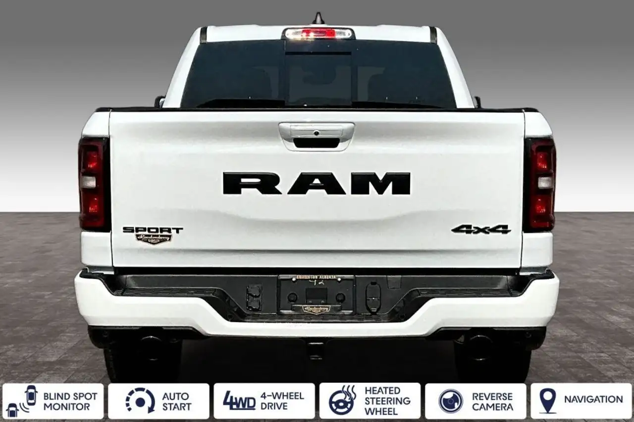 RAM 1500 снимка RAM 1500