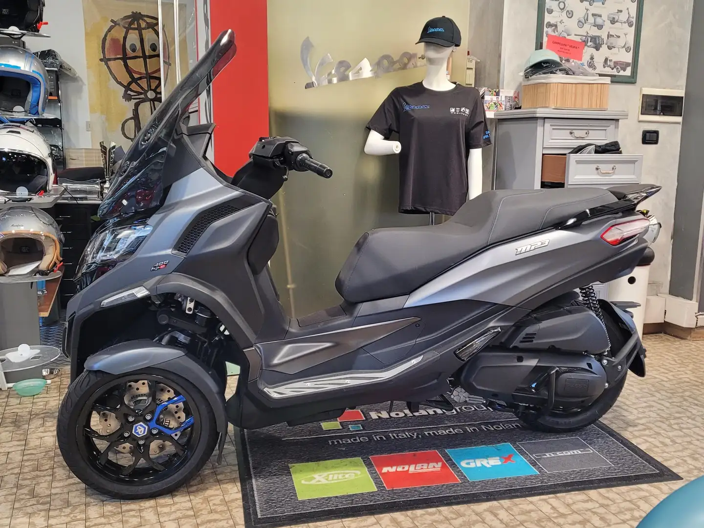 Piaggio MP3 400 Sport Hpe Abs/Asr Euro 5+ Grigio - 1