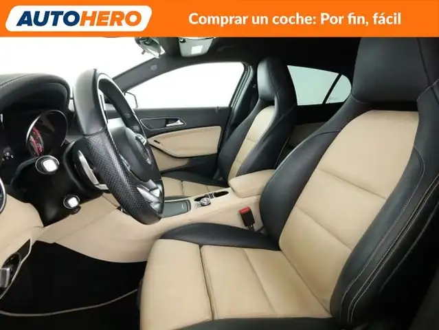 Mercedes-Benz Gla view 11