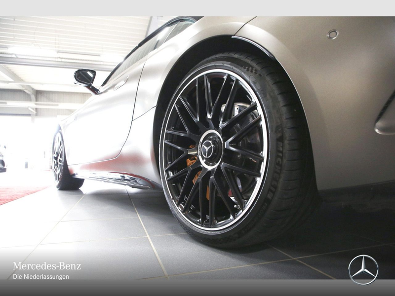 Mercedes-Benz SL 63 AMG Cab. 4M Keramik Carbon Fahrass Sportpak — photo 5