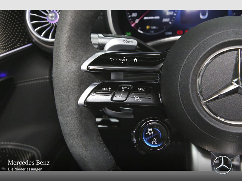 Mercedes-Benz SL 63 AMG Cab. 4M Keramik Carbon Fahrass Sportpak — photo 14