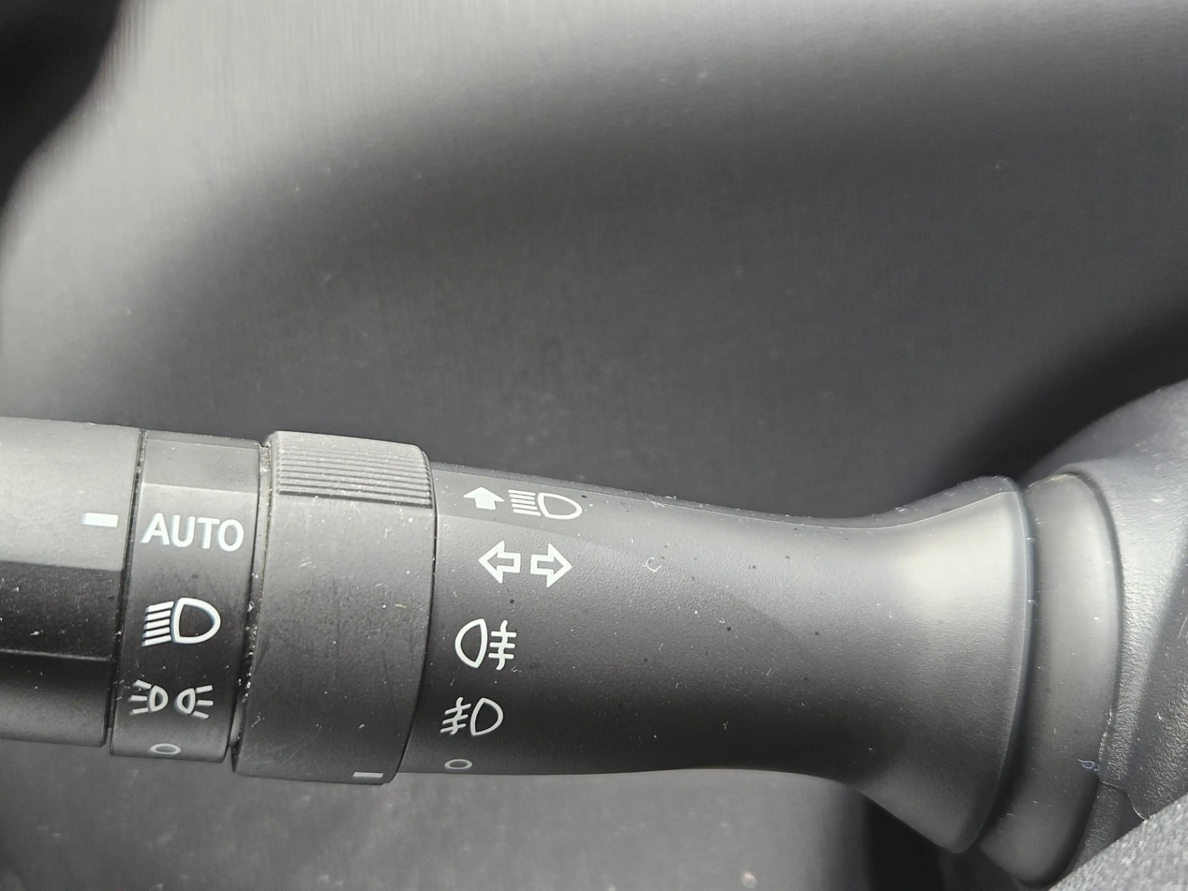Toyota Prius+ 1.8 Dynamic Led/Navi — photo 16