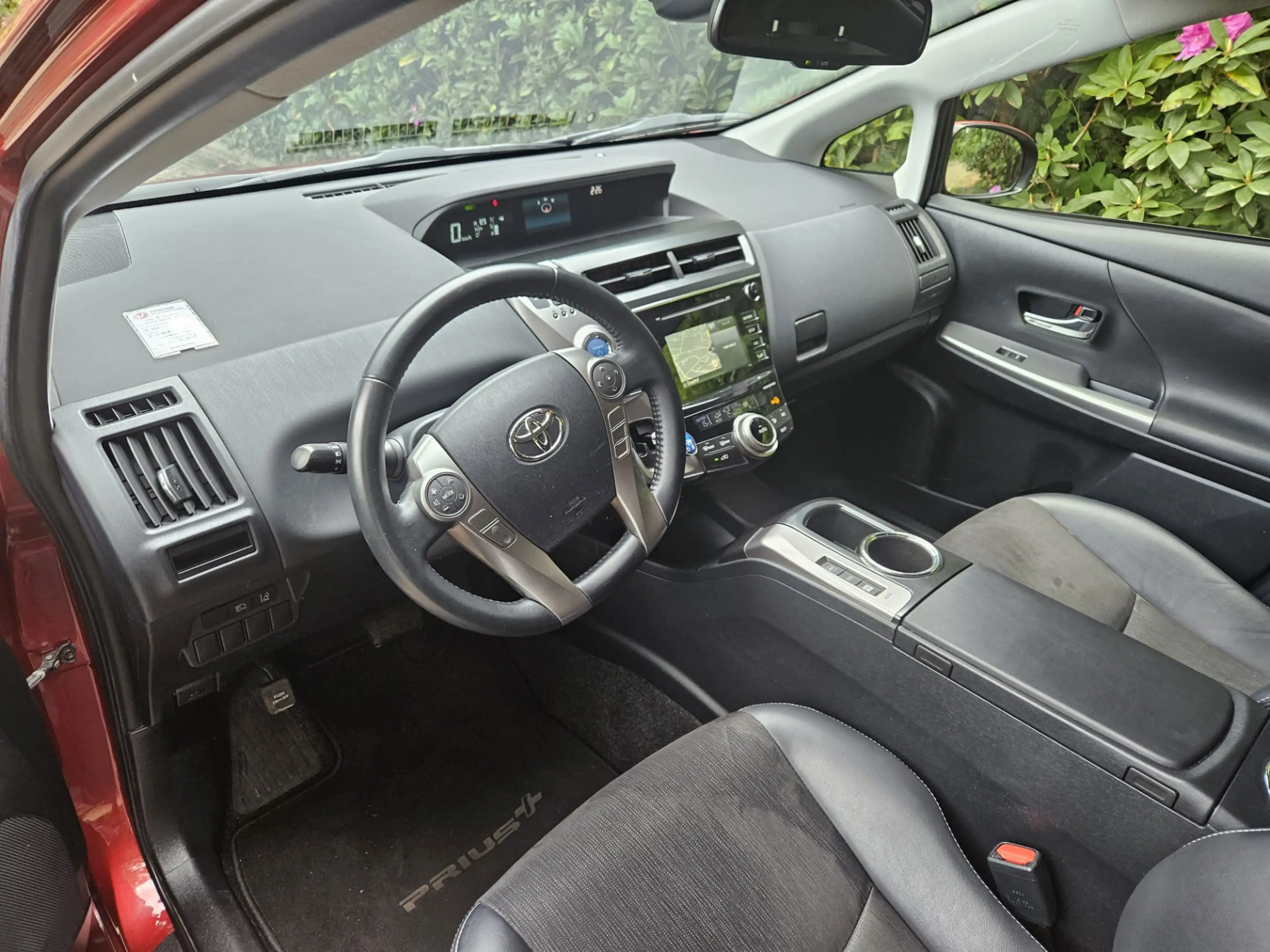 Toyota Prius+ 1.8 Dynamic Led/Navi — photo 10