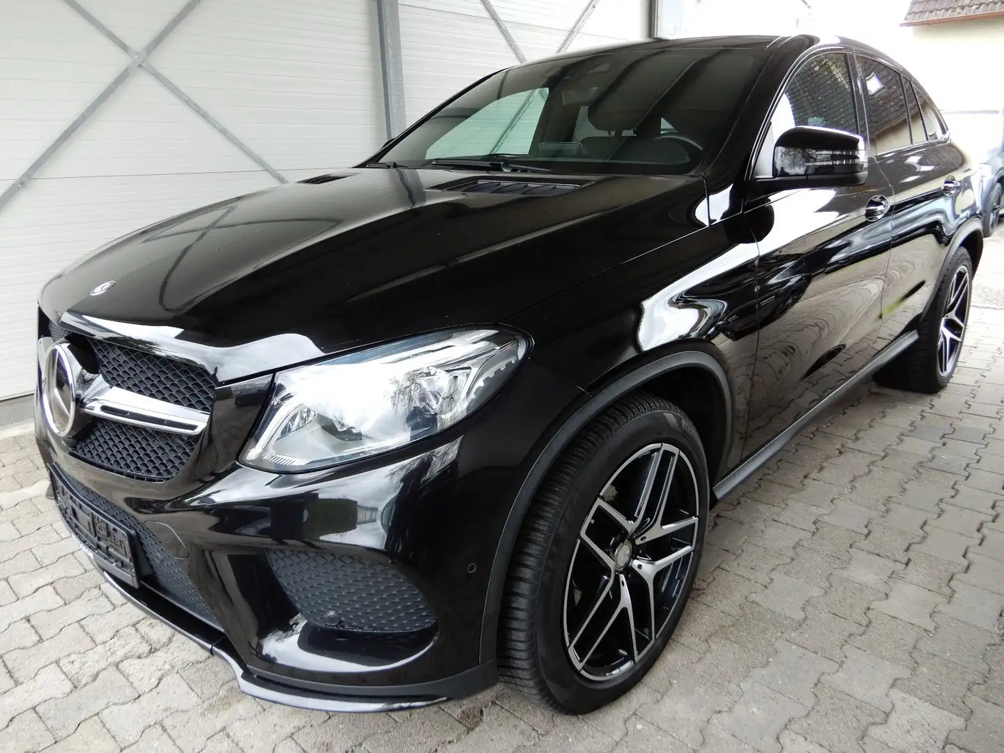 Mercedes-Benz GLE 350 GLE350d COUPE AIRMATIMK NIGHT 2X AMG-LINE 21ZOLL Noir - 1