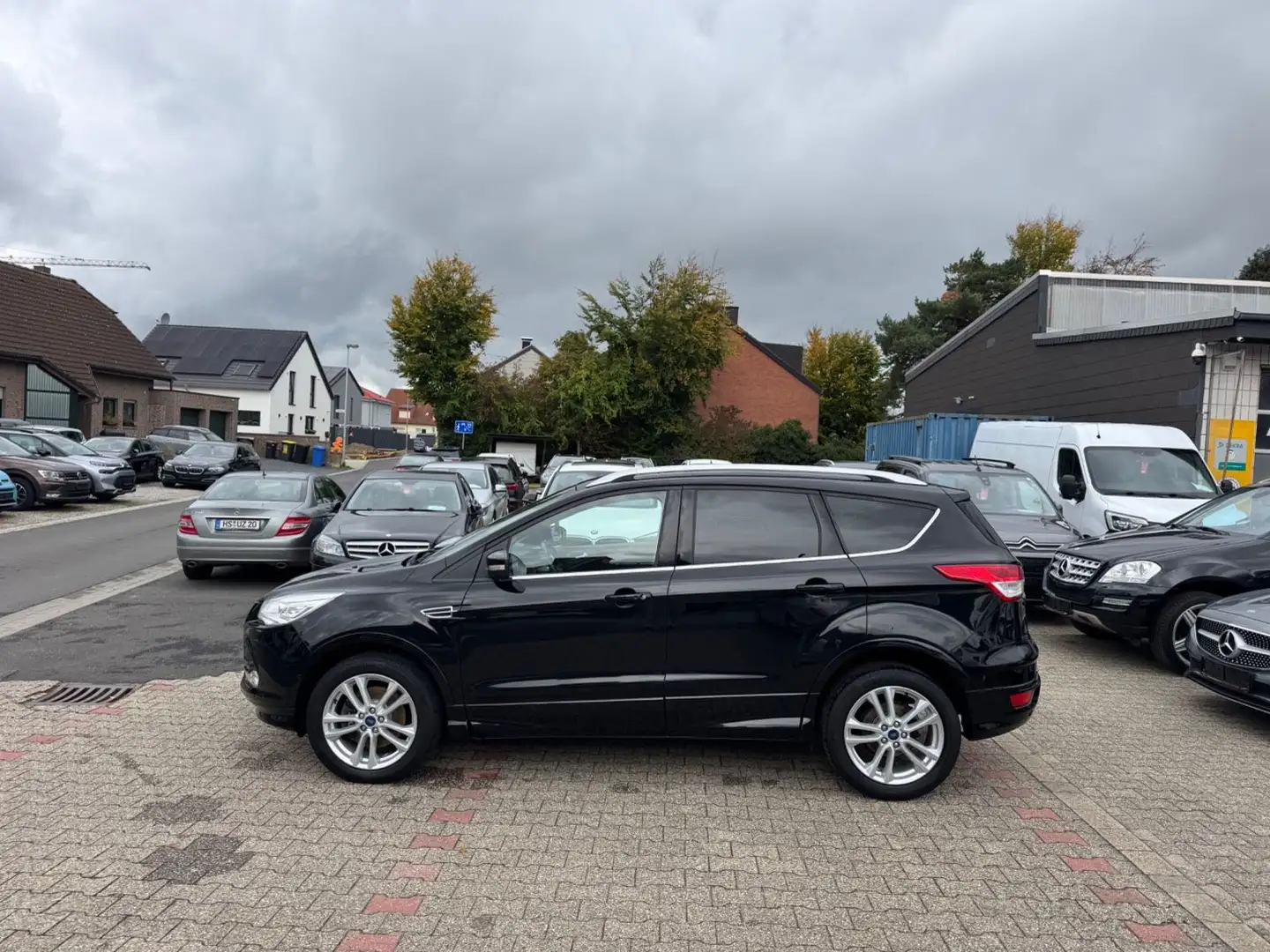 Ford Kuga Individual XENON Kamera Navi Anh.Kpl. Nero - 2