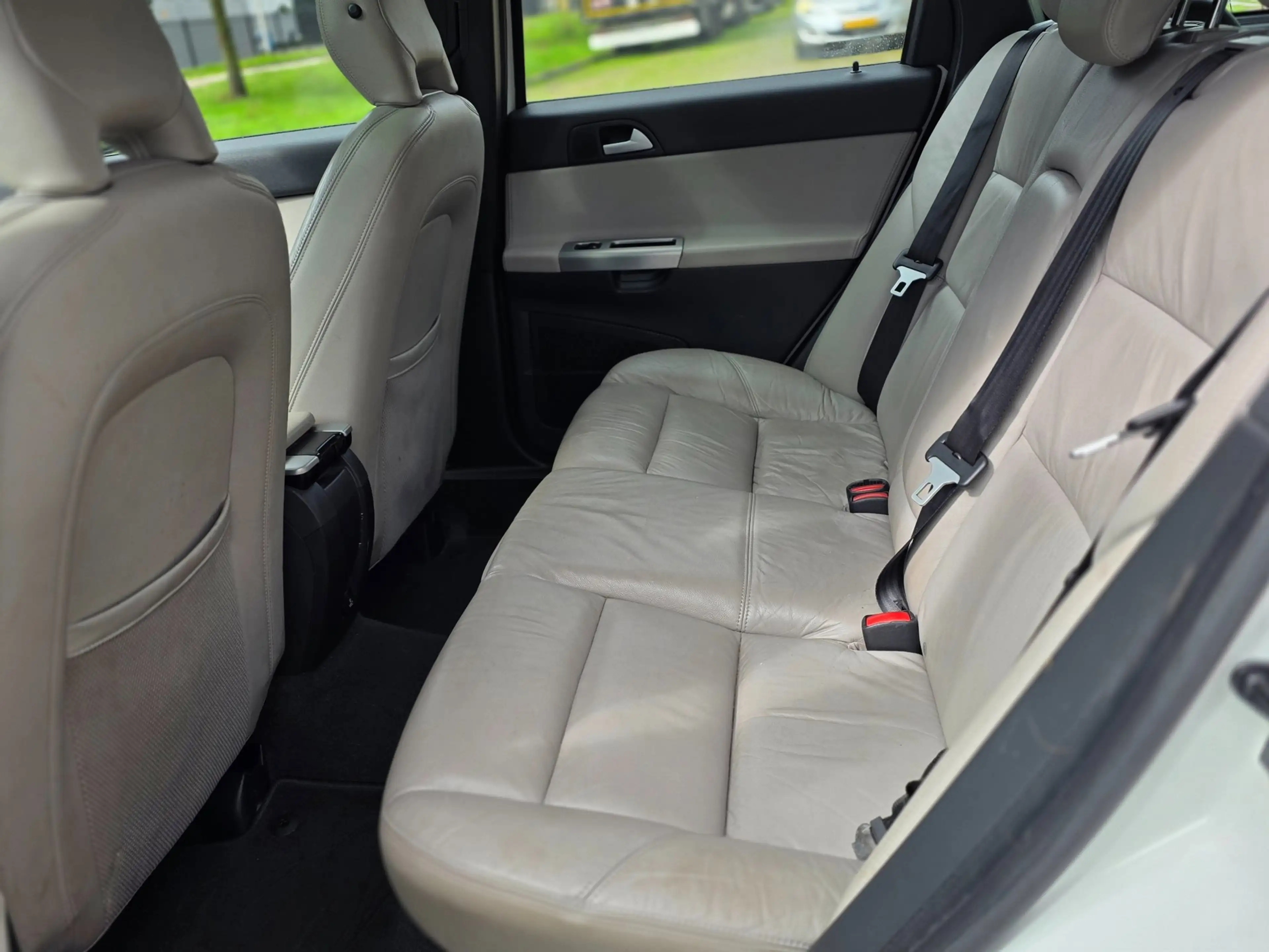 Volvo V50 1.6D S/S 1e eigenaar uniek km org nl auto leerbeke — photo 12