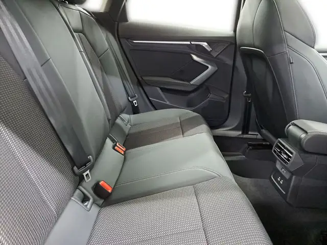 Audi A3 view 25