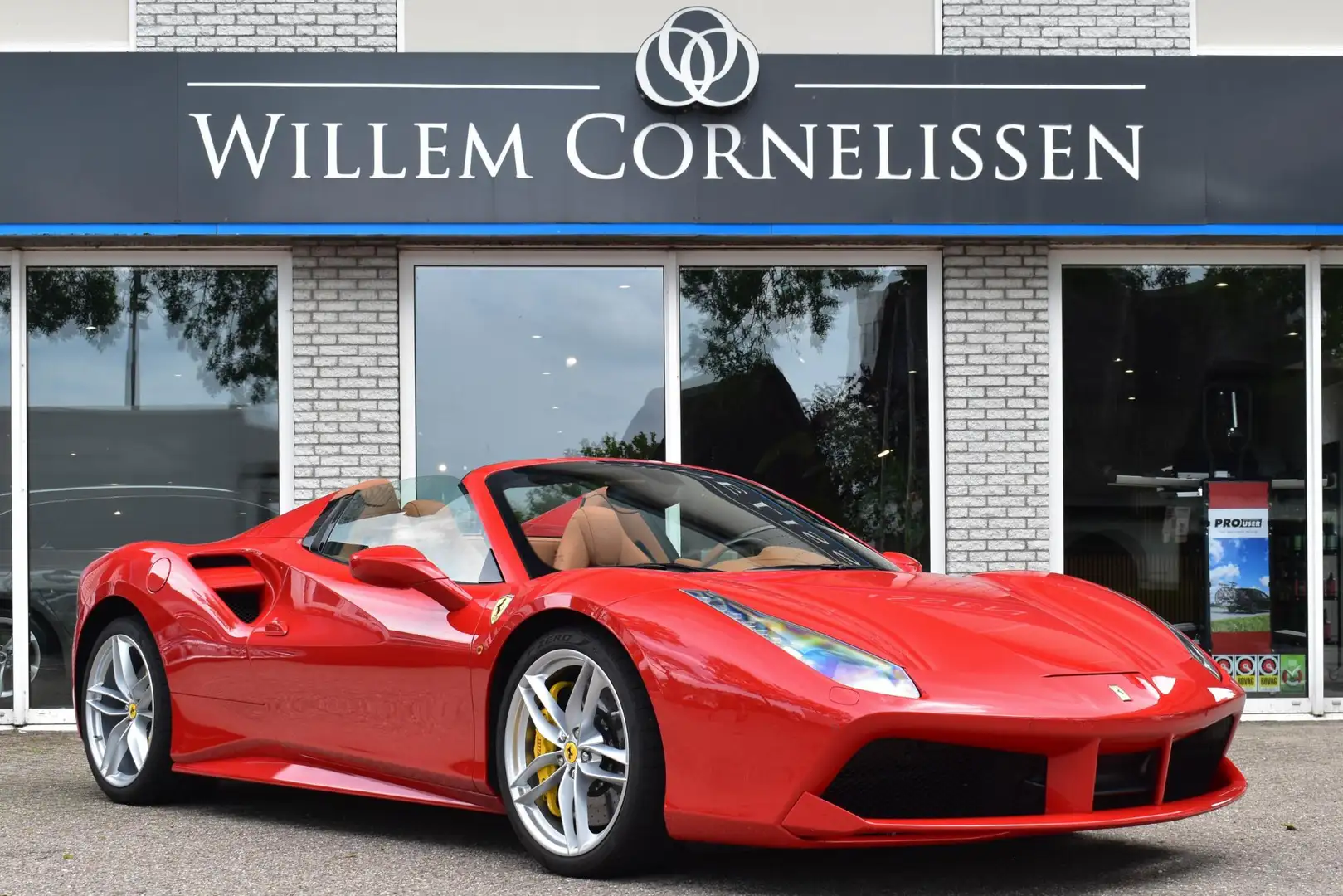 Ferrari 488 3.9 Spider Noselift Camera Warrenty NEW SERVICE Rouge - 1