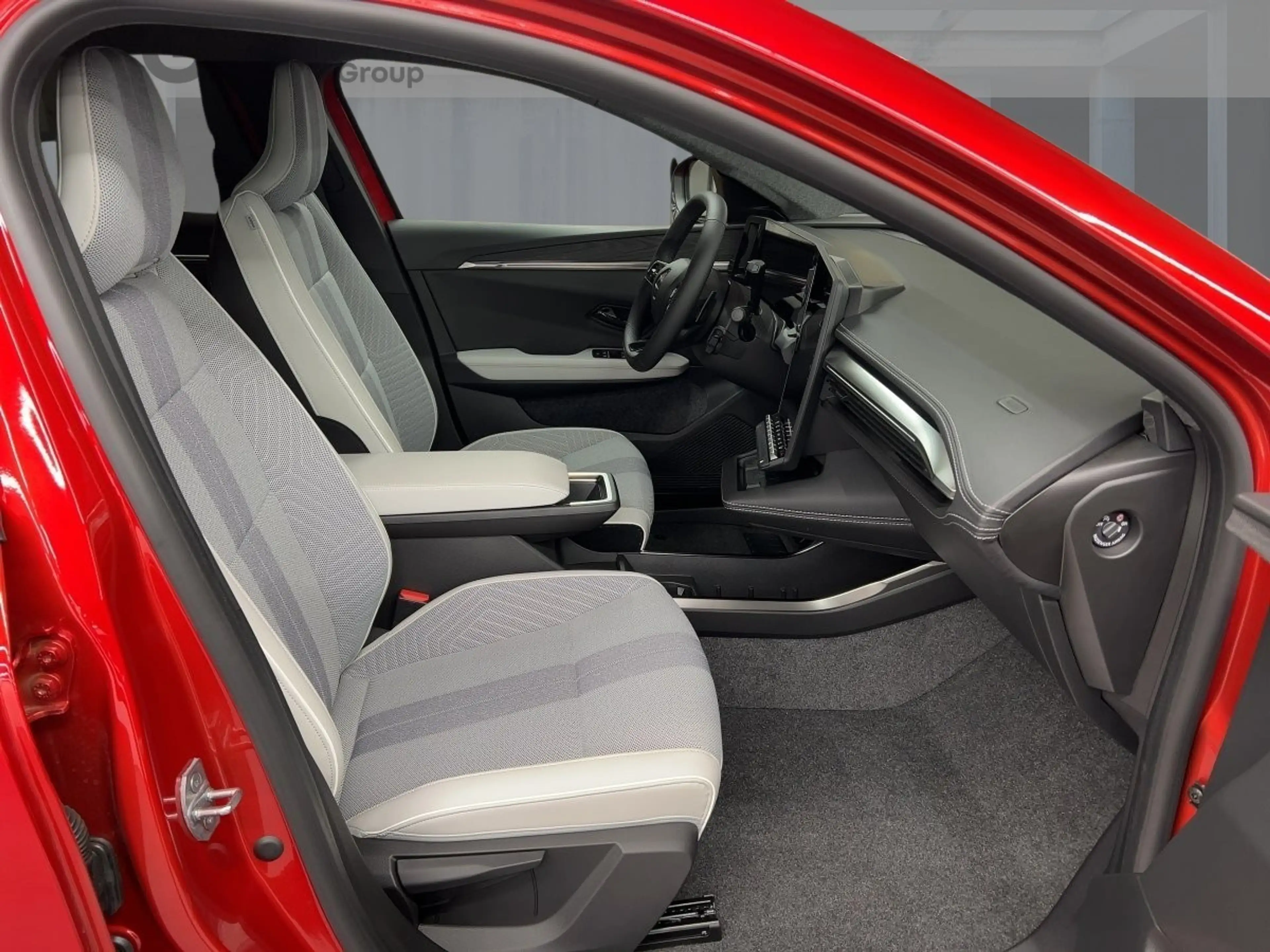 Renault Scenic 100% ele Iconic 220 Long Range PDC — photo 8
