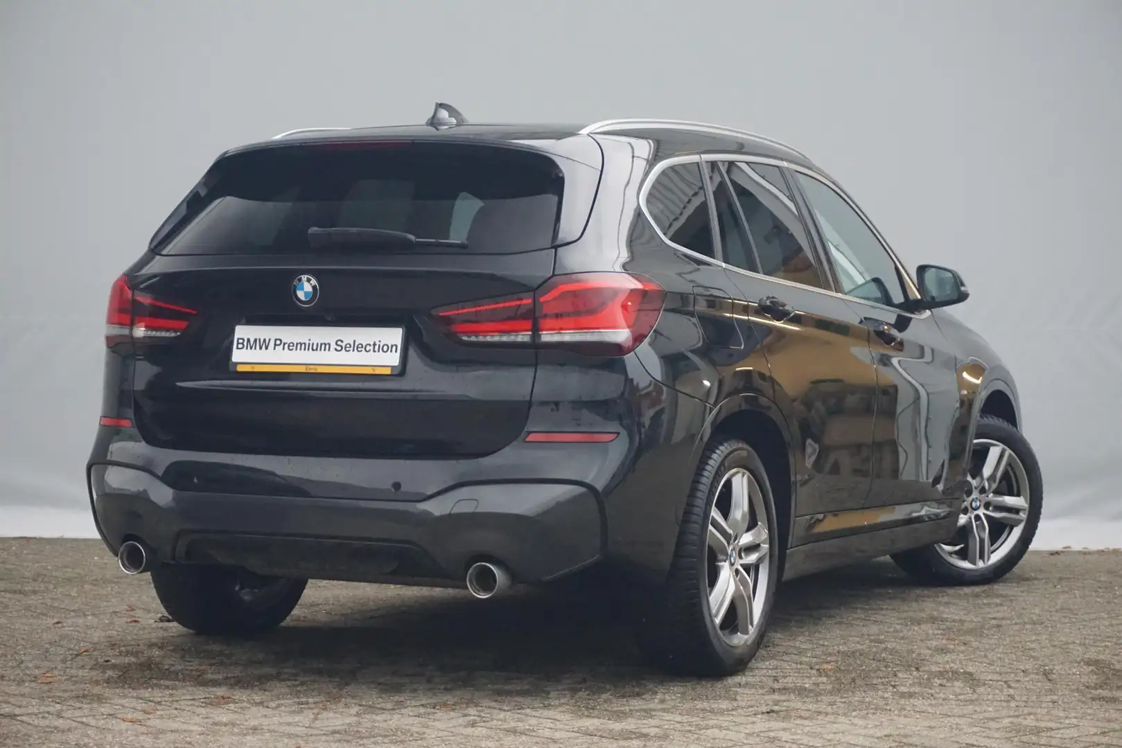 BMW X1 sDrive20i M Sport | Harman Kardon / Elektrische st Nero - 2
