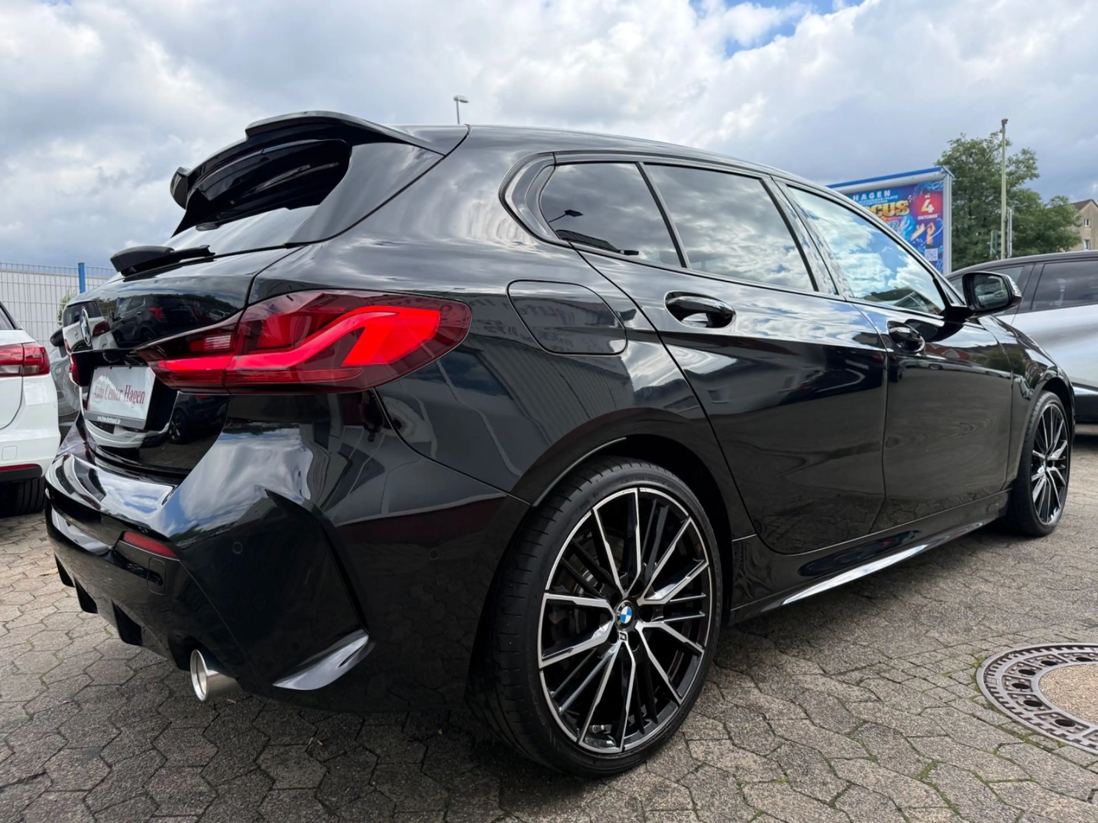 BMW 120 d 140kW 190PS M-Paket Sport Lim./NAV/KAM/SHZ — photo 8