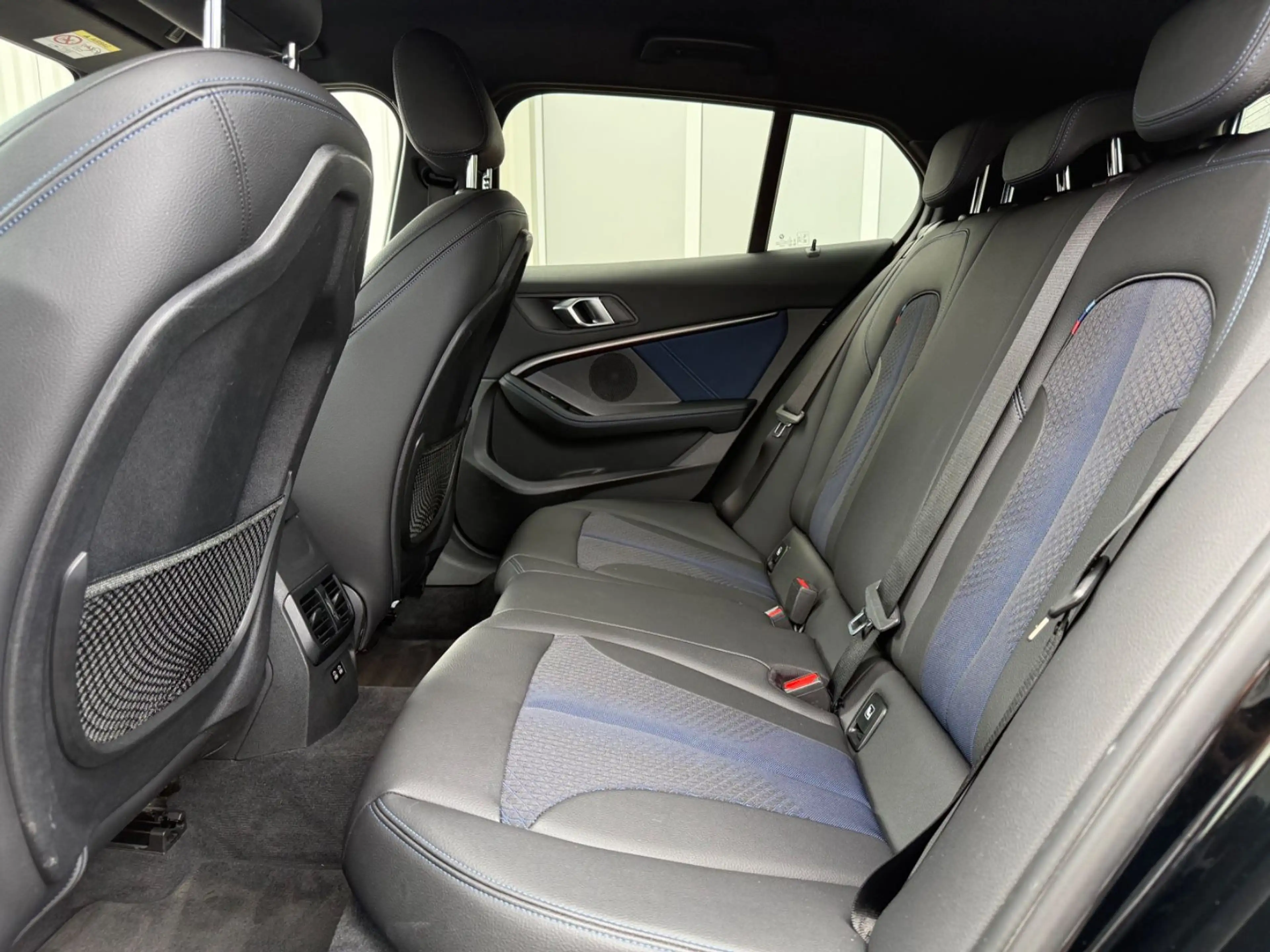 BMW 120 d 140kW 190PS M-Paket Sport Lim./NAV/KAM/SHZ — photo 7