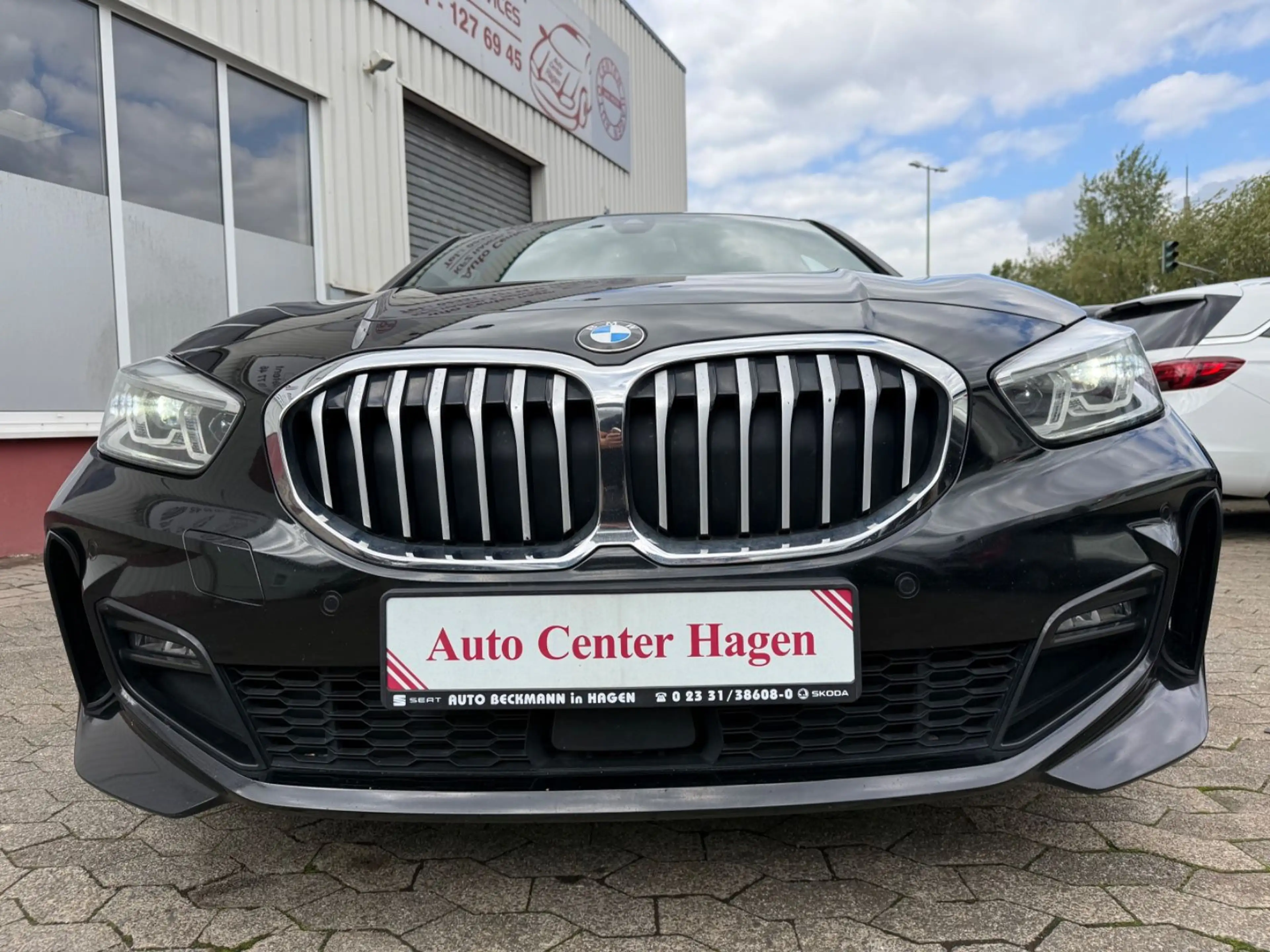 BMW 120 d 140kW 190PS M-Paket Sport Lim./NAV/KAM/SHZ — photo 4