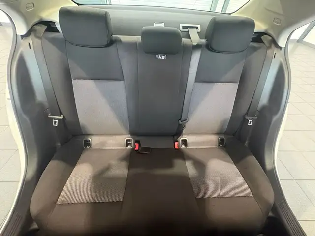 Mercedes-Benz A-Class view 14