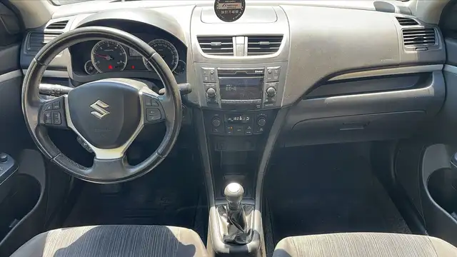 Suzuki Swift view 11