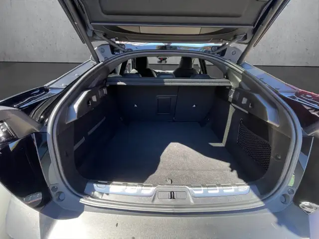 Peugeot 408 view 7