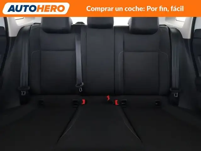 Volkswagen Polo view 16
