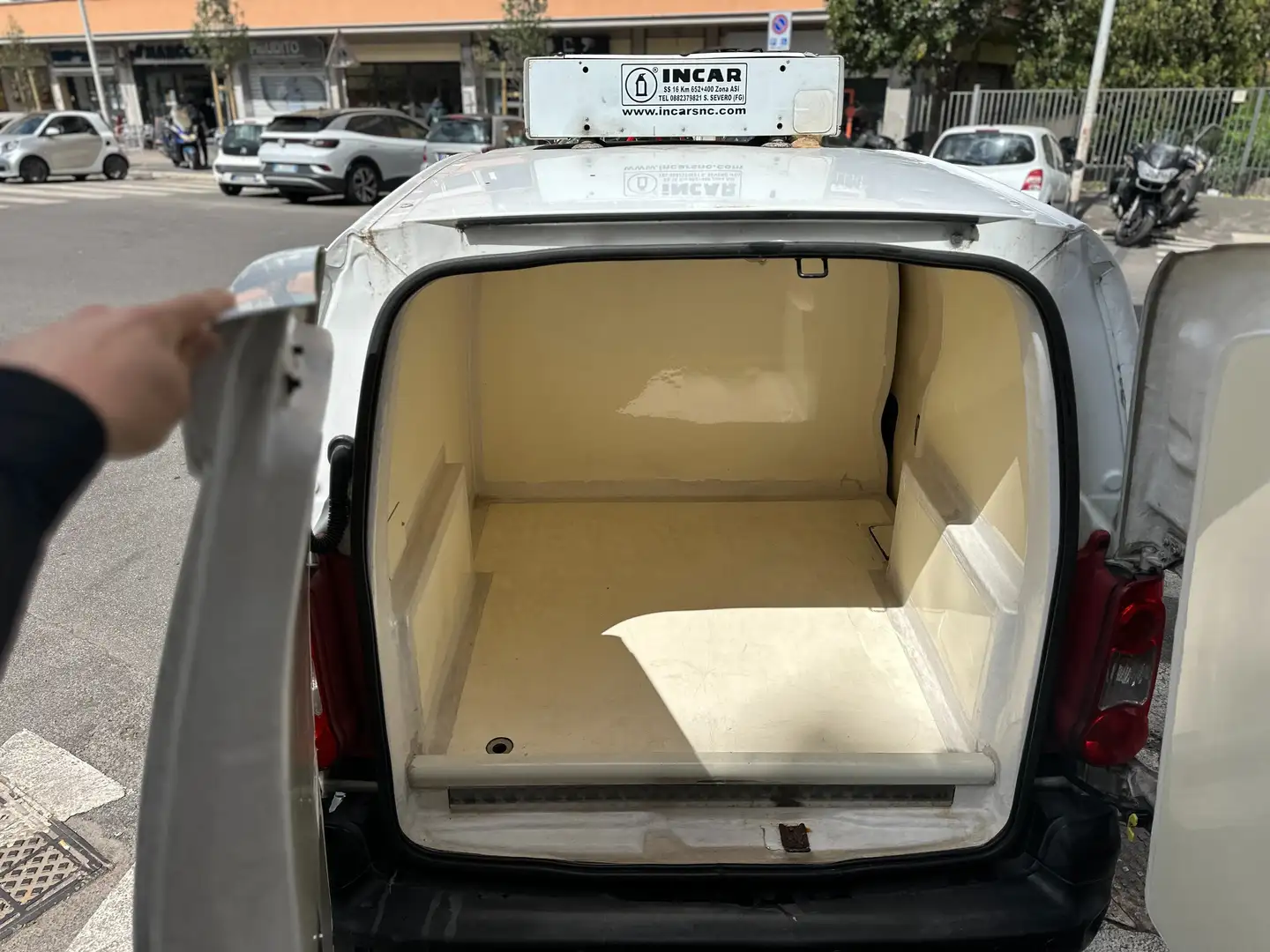 Citroen Berlingo ATP Frigo Coibentato 1.6 hdi 90cv TAGLIANDATO Bianco - 2