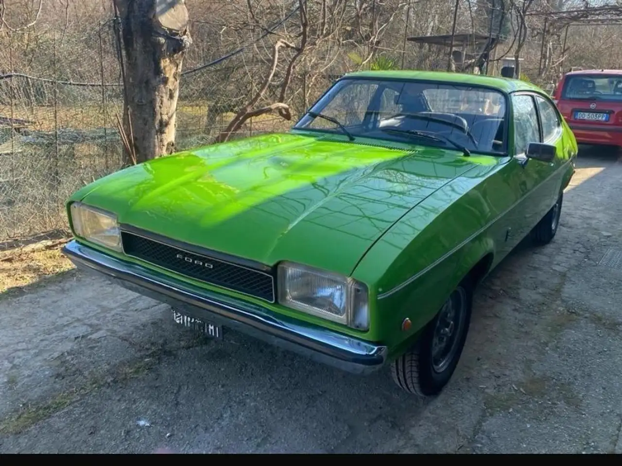 Ford Capri Mk2 1.3, foto 2