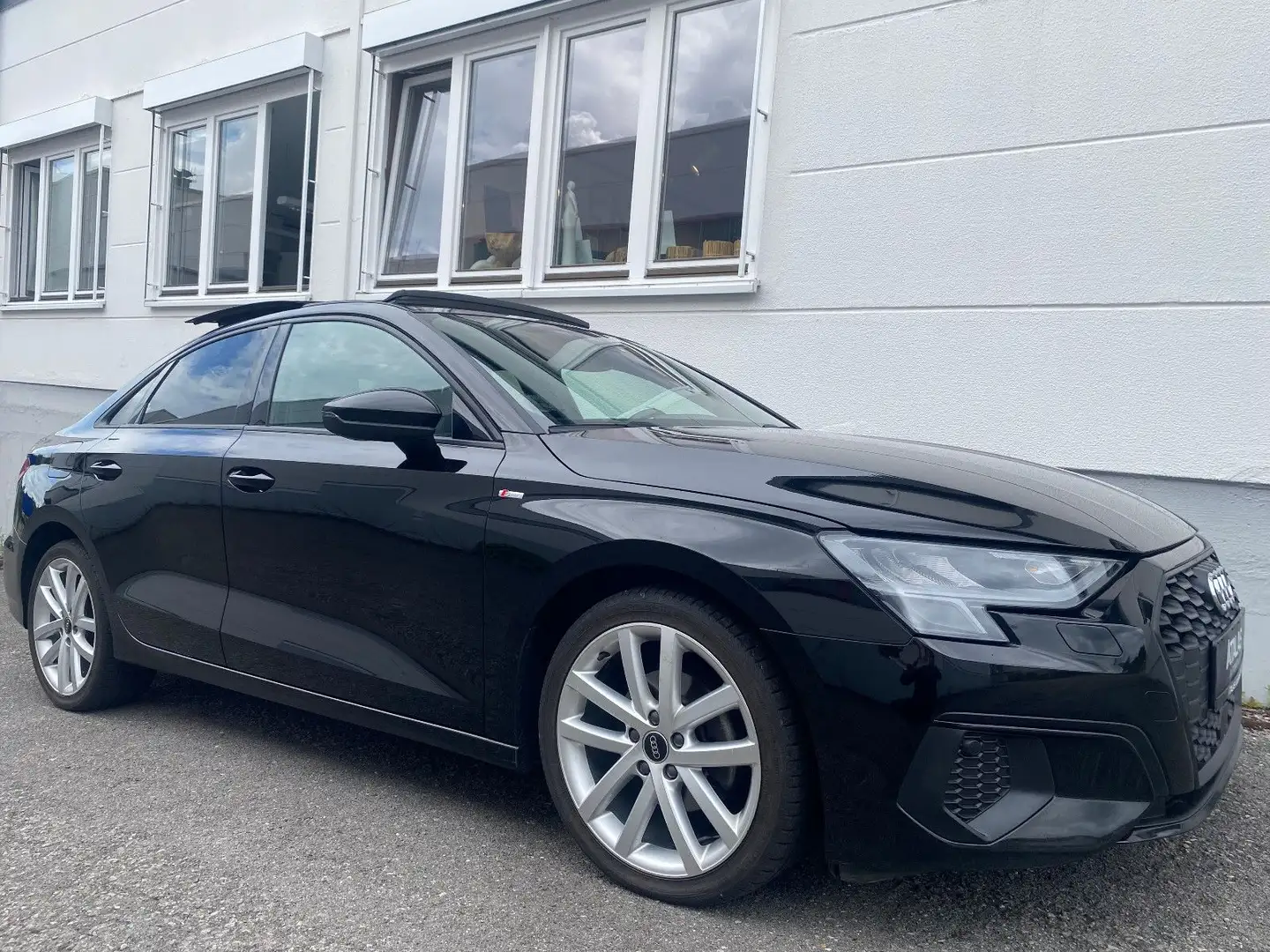 Audi A3 30 TDI S line *Panorama-LED-Kamera* Schwarz - 2