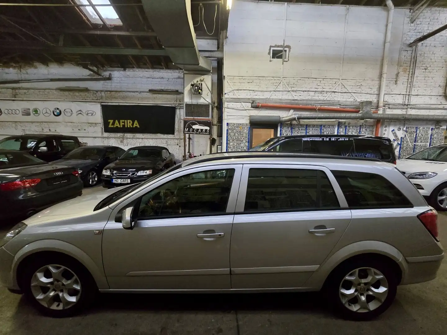 Opel Astra H Caravan Edition 2.Hand*Top* Silber - 2