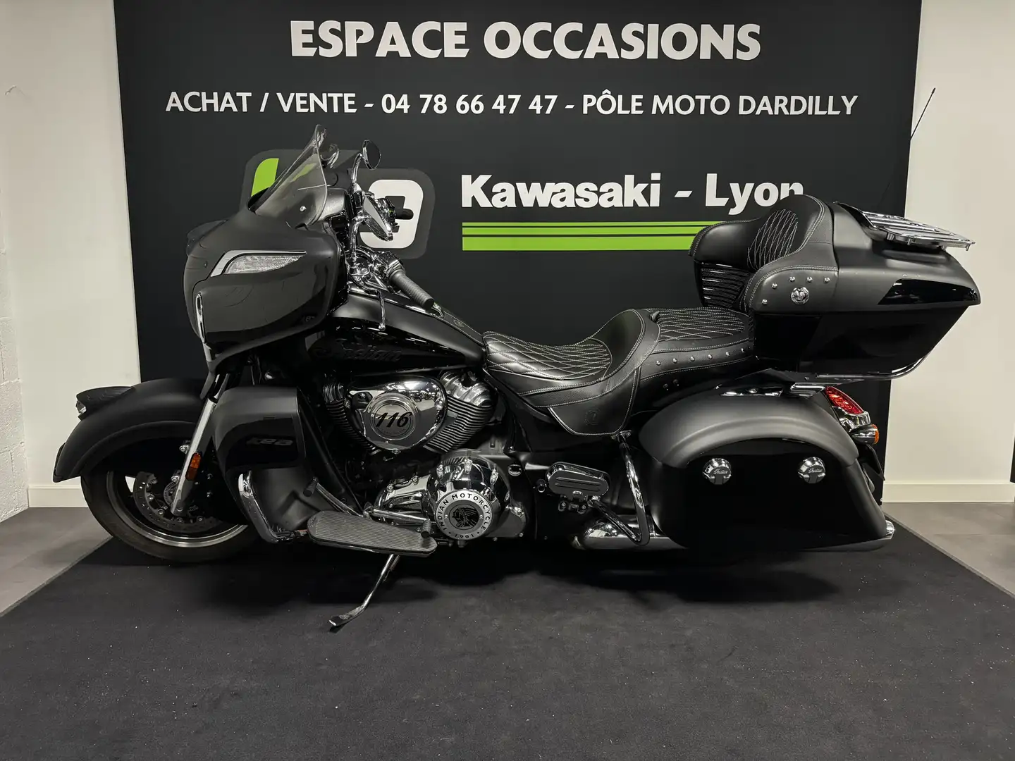 Indian Roadmaster Noir - 2