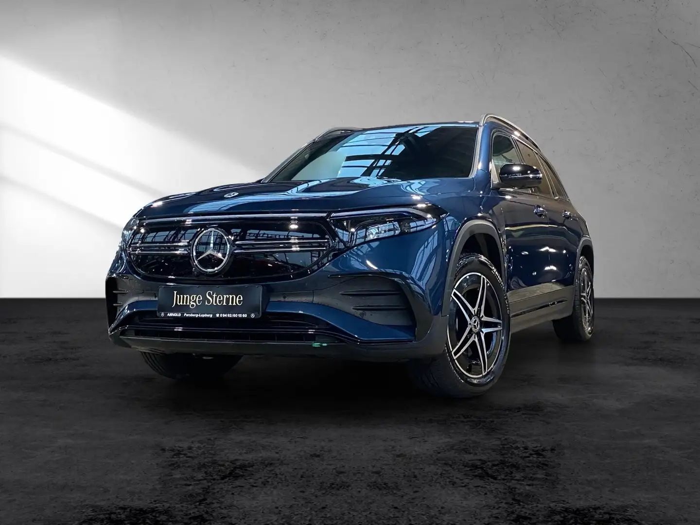 Mercedes-Benz EQB 350 EQB 350 4M AMG Line Night Fahrass-P 360° KEYLESS Kék - 2