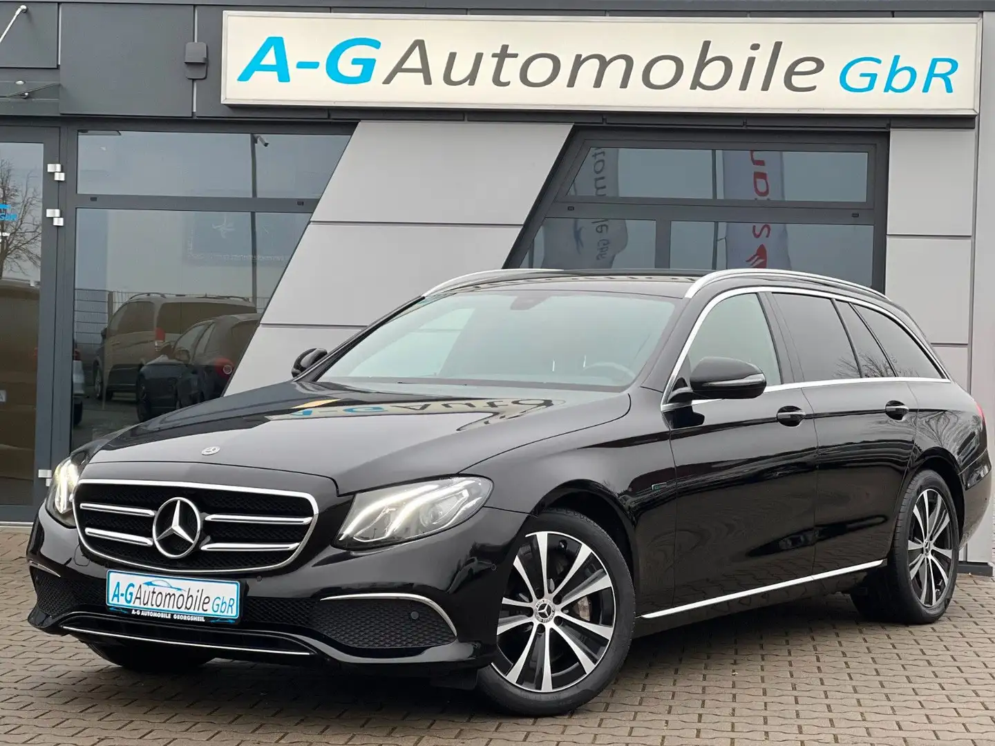 Mercedes-Benz E 300 E -Klasse T-Modell E 300 de-Sport-Style-Paket Noir - 1