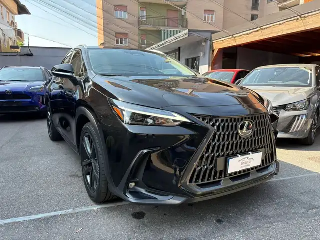 Lexus NX 350h Hybrid 4WD PREMIUM+
