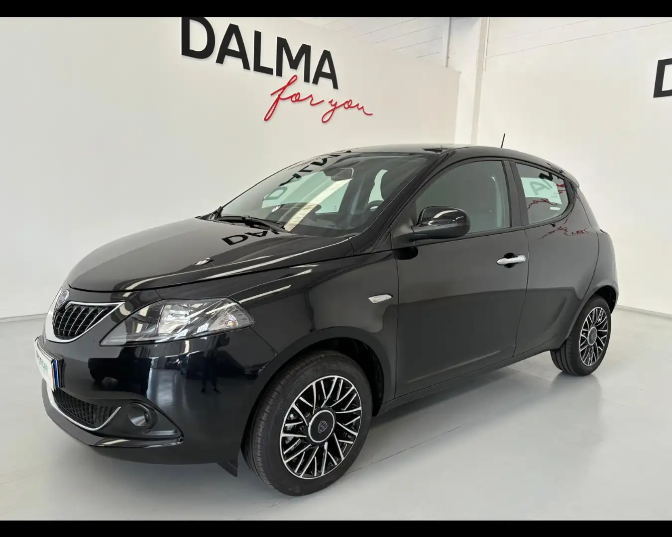 Lancia Ypsilon 1.0 FireFly Hybrid Platino Nero - 1