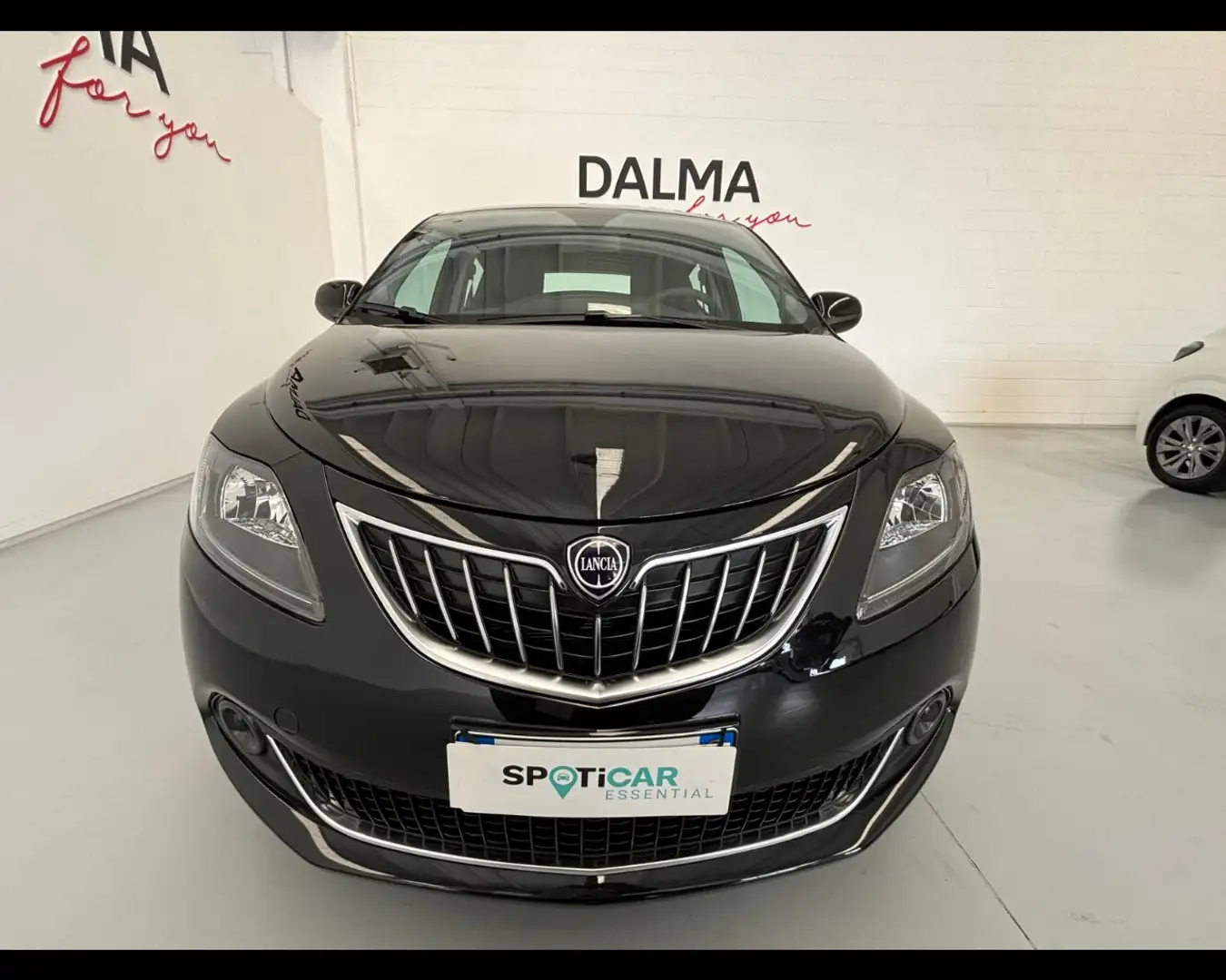 Lancia Ypsilon 1.0 FireFly Hybrid Platino Nero - 2