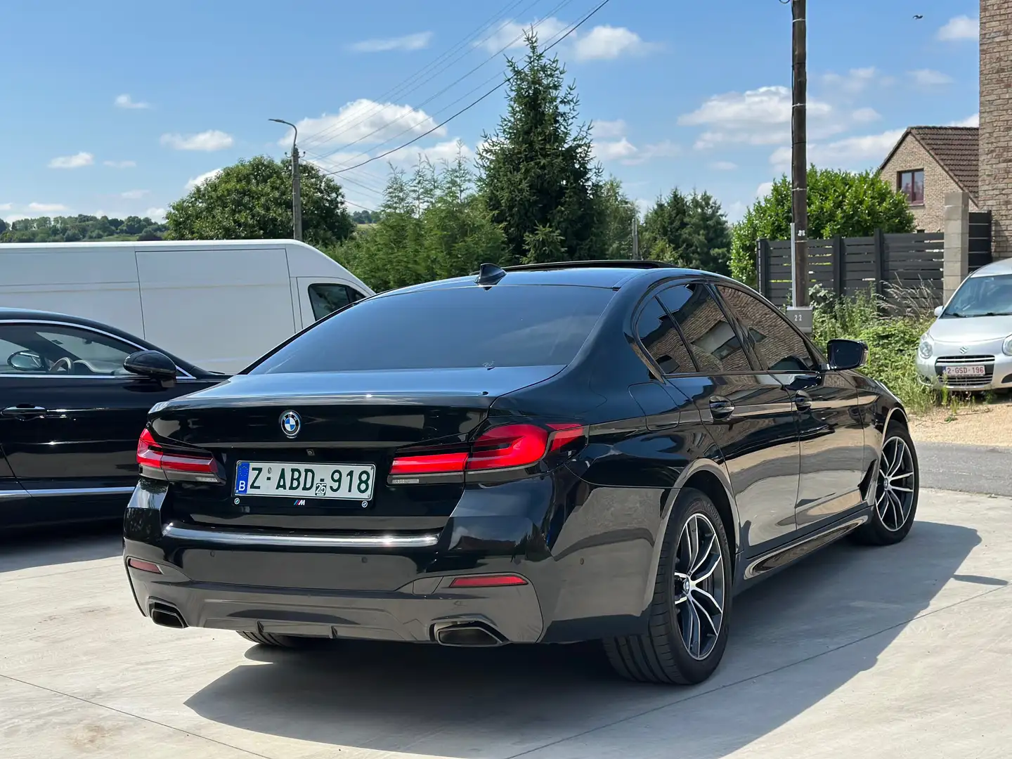 BMW 520 520e M *Black edition/Toit/ Full Options* Garantie Noir - 2