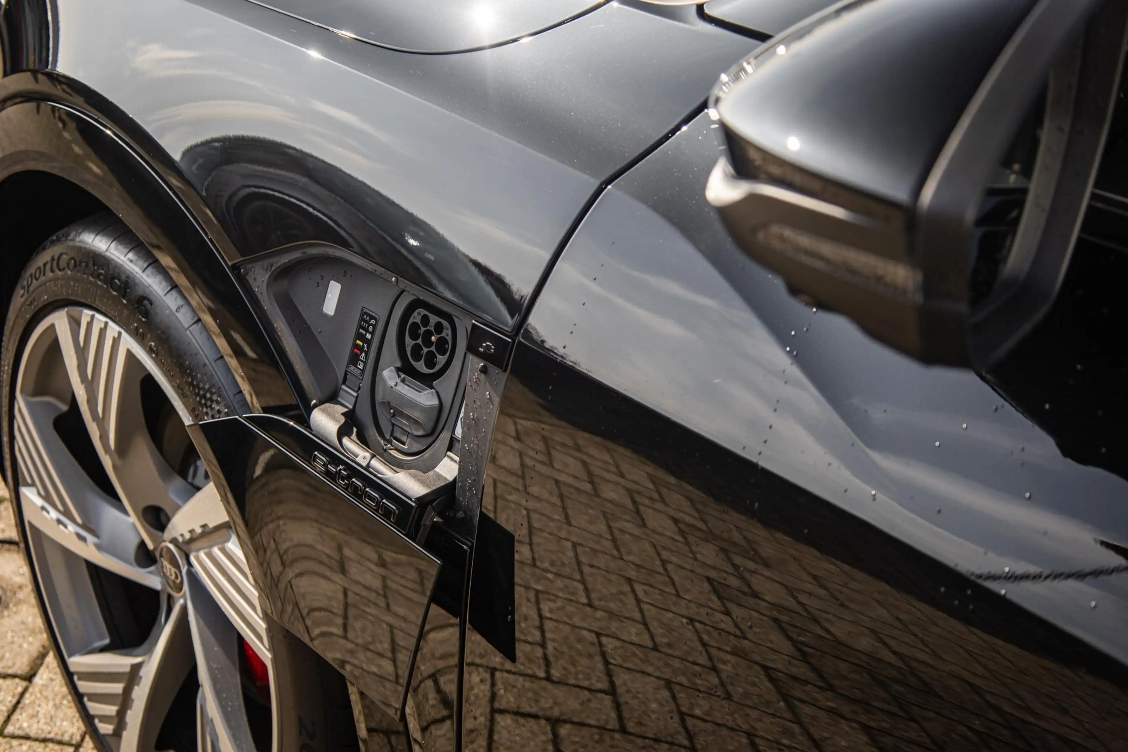 Audi Q8 e-tron 55 408pk quattro S Edition 115 kWh | Panoramadak | — photo 15