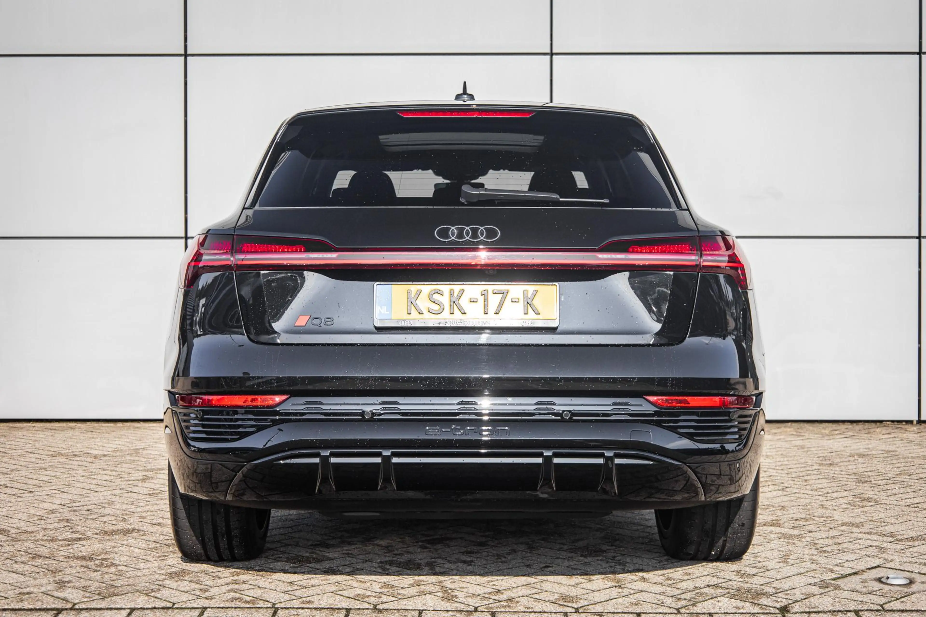 Audi Q8 e-tron 55 408pk quattro S Edition 115 kWh | Panoramadak | — photo 11
