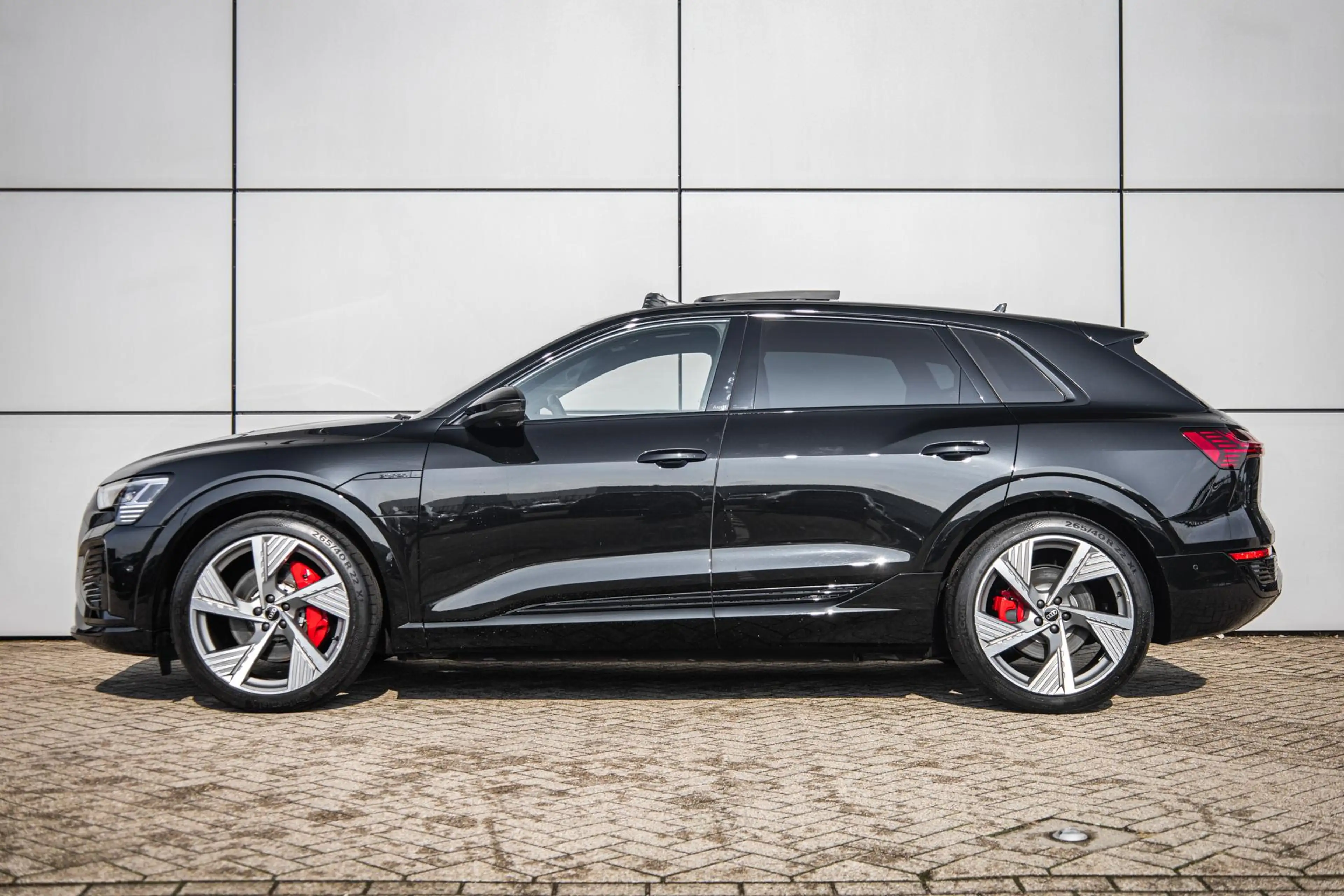 Audi Q8 e-tron 55 408pk quattro S Edition 115 kWh | Panoramadak | — photo 13